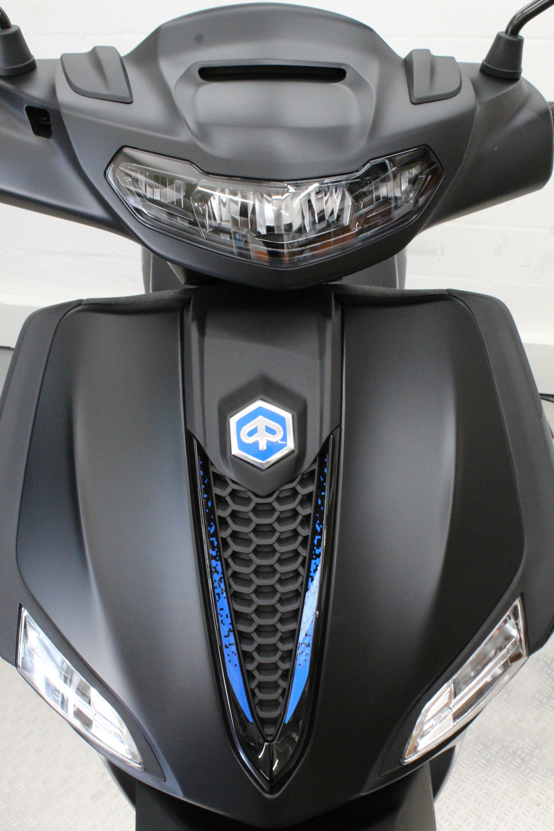 PIAGGIO Liberty 125 Sport E5+-image-6