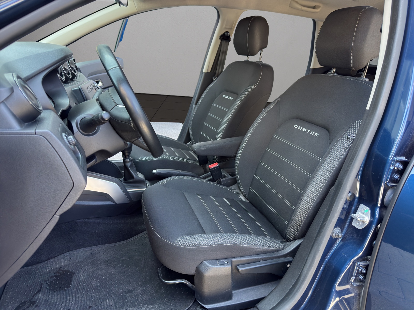 DACIA Duster TCe 150 Prestige 4x4-image-8
