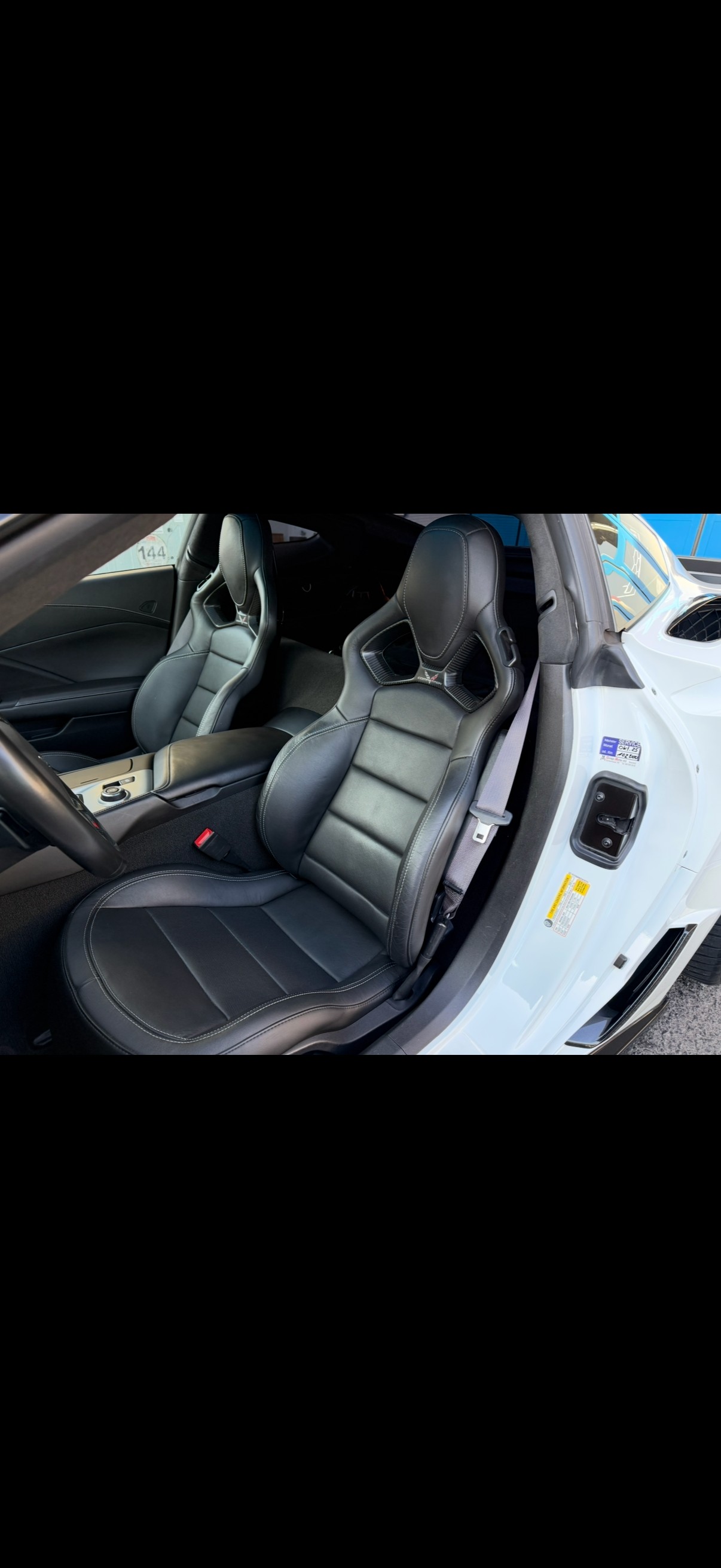 CHEVROLET Corvette Coupé Z06 3LZ Automatic-image-14