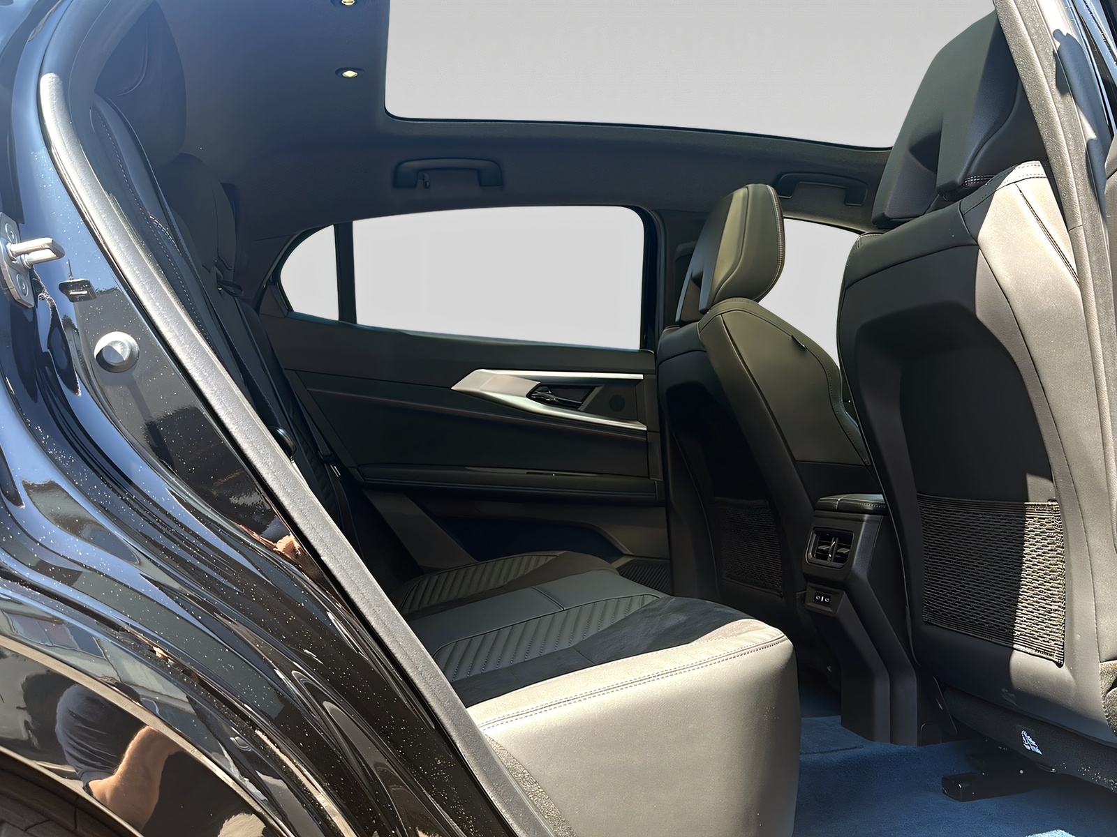 RENAULT Rafale 1.2 E-Tech Plug-in Atelier Alpine-image-7