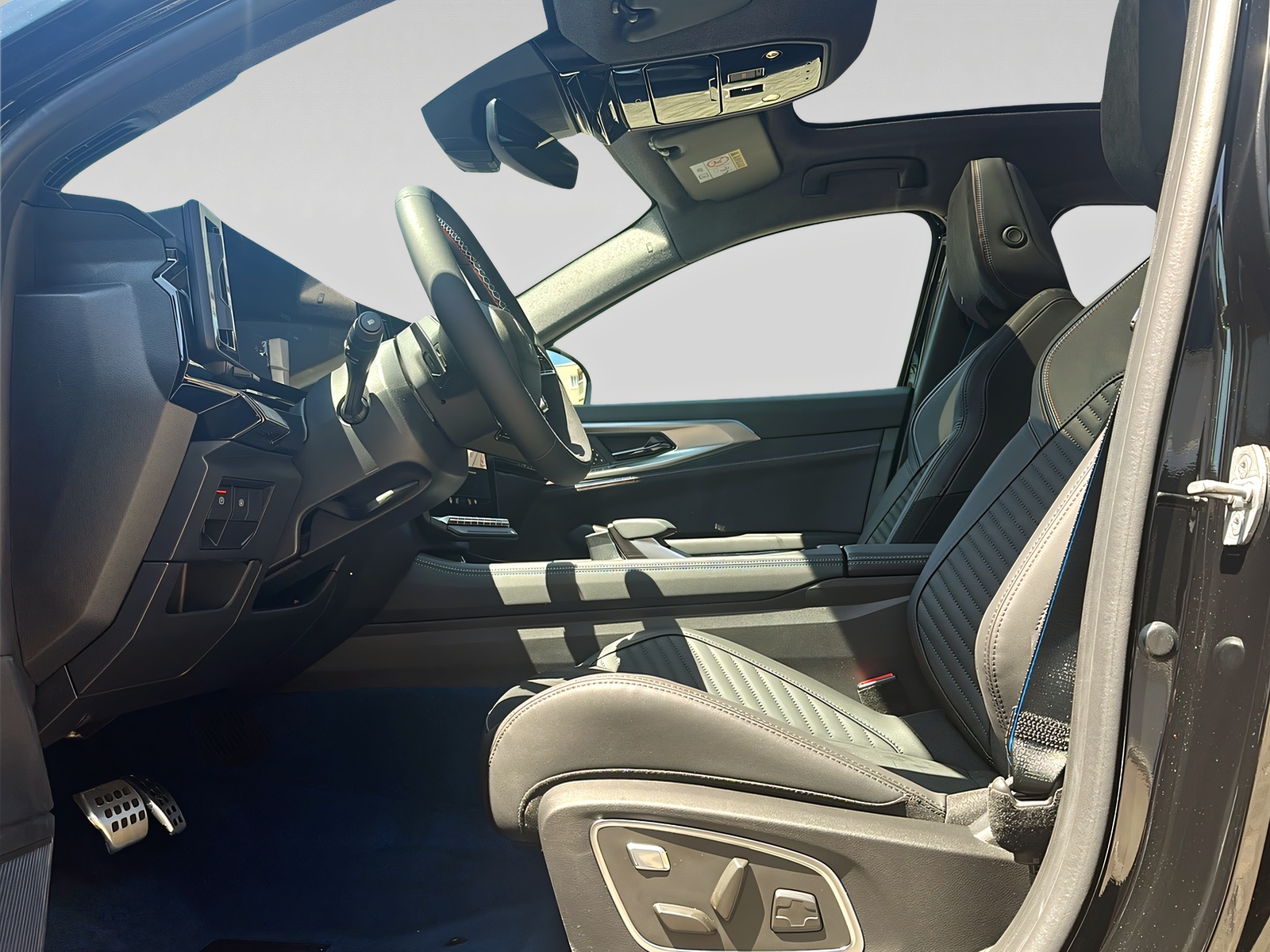 RENAULT Rafale 1.2 E-Tech Plug-in Atelier Alpine-image-4