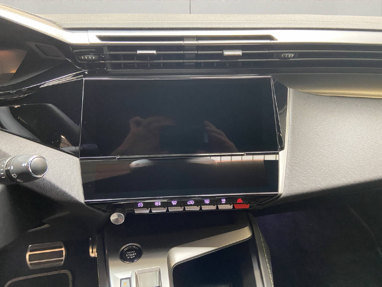PEUGEOT 308 SW 1.2 Hybrid GT-image-8