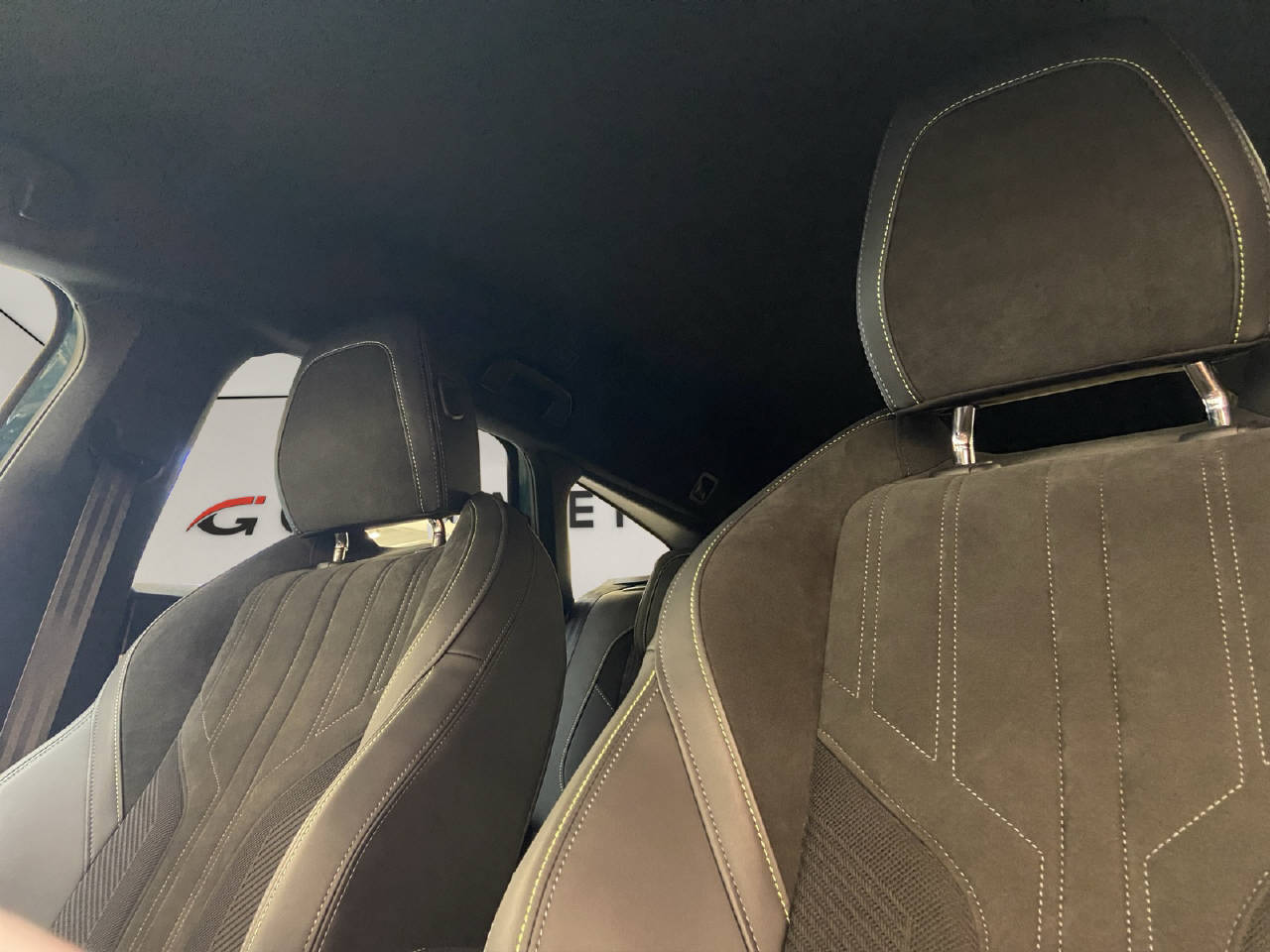 PEUGEOT 308 SW 1.2 Hybrid GT-image-10