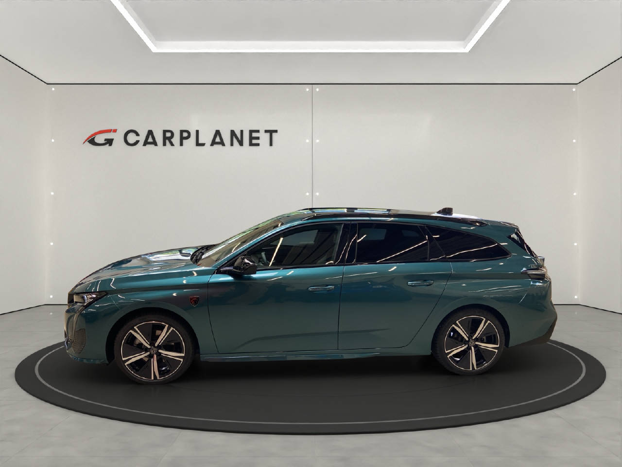 PEUGEOT 308 SW 1.2 Hybrid GT-image-1