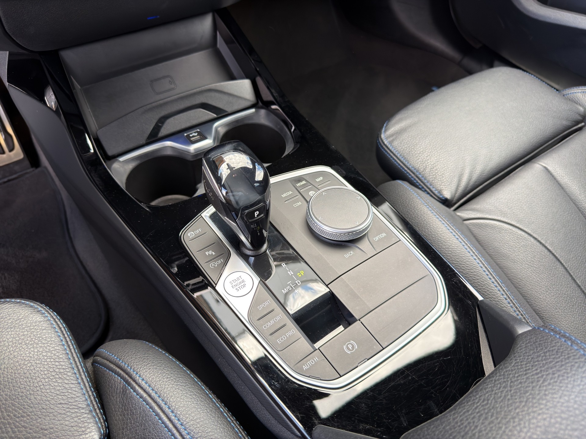 BMW 120i M Sport Steptronic-image-17