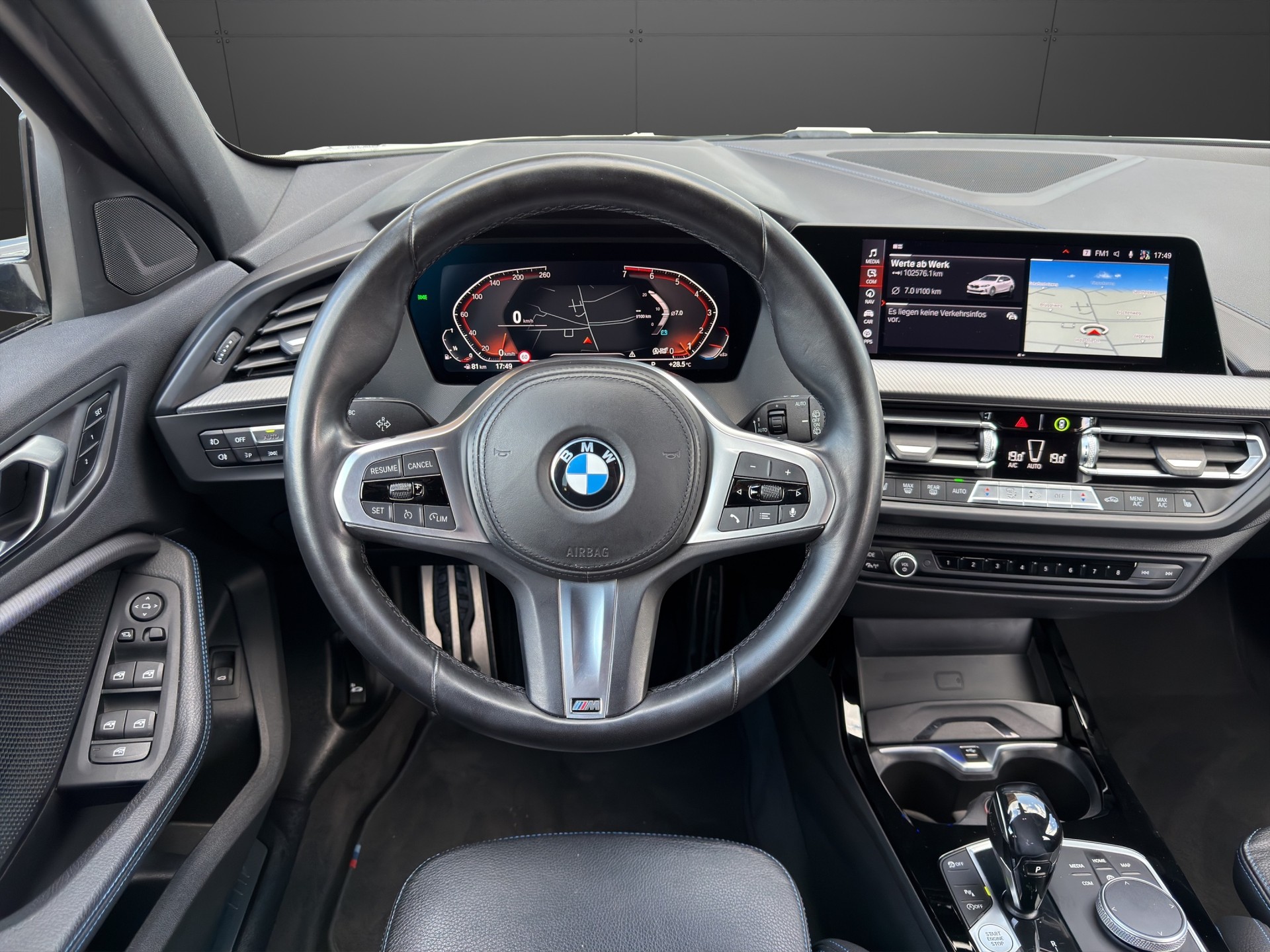 BMW 120i M Sport Steptronic-image-21
