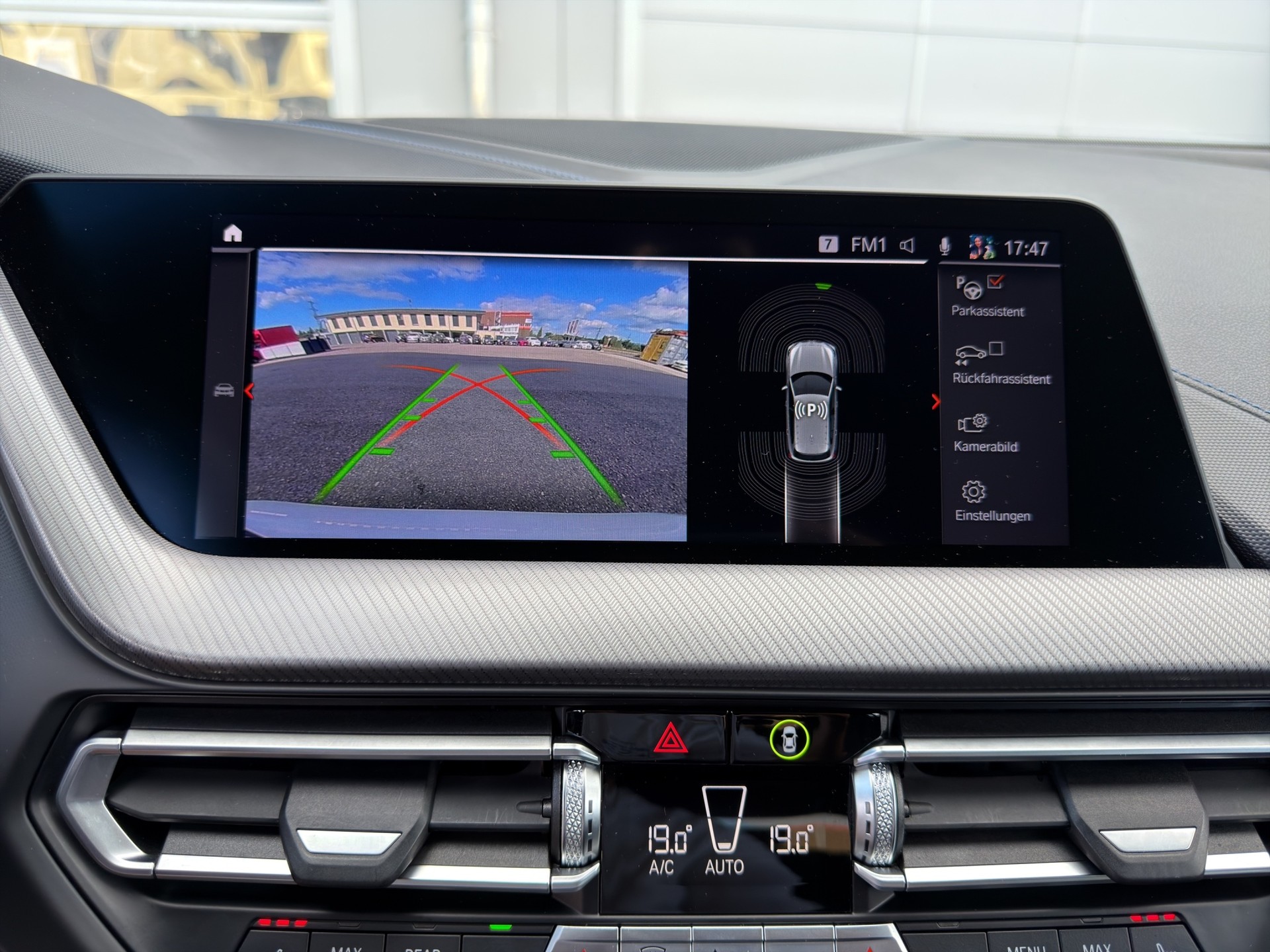 BMW 120i M Sport Steptronic-image-15