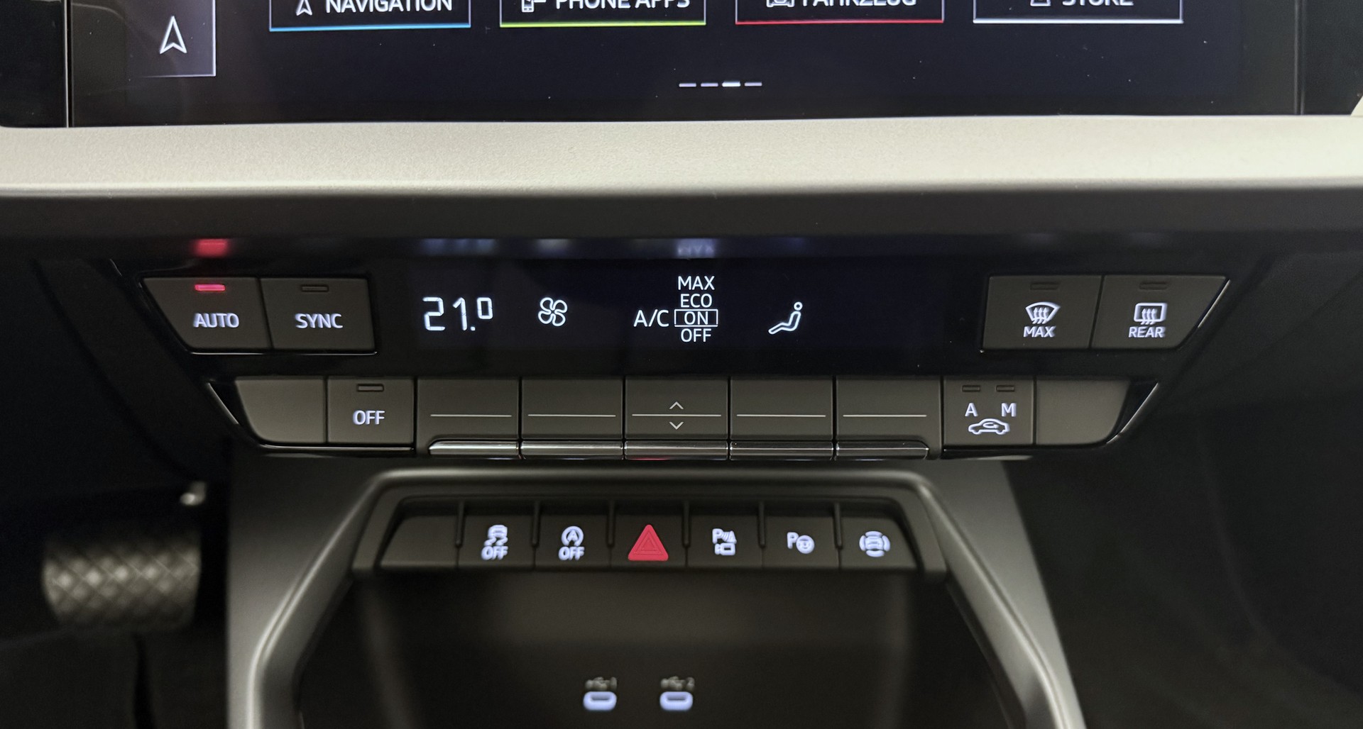 AUDI A3 Sportback TFSI 110 kW Attraction S tronic-image-12