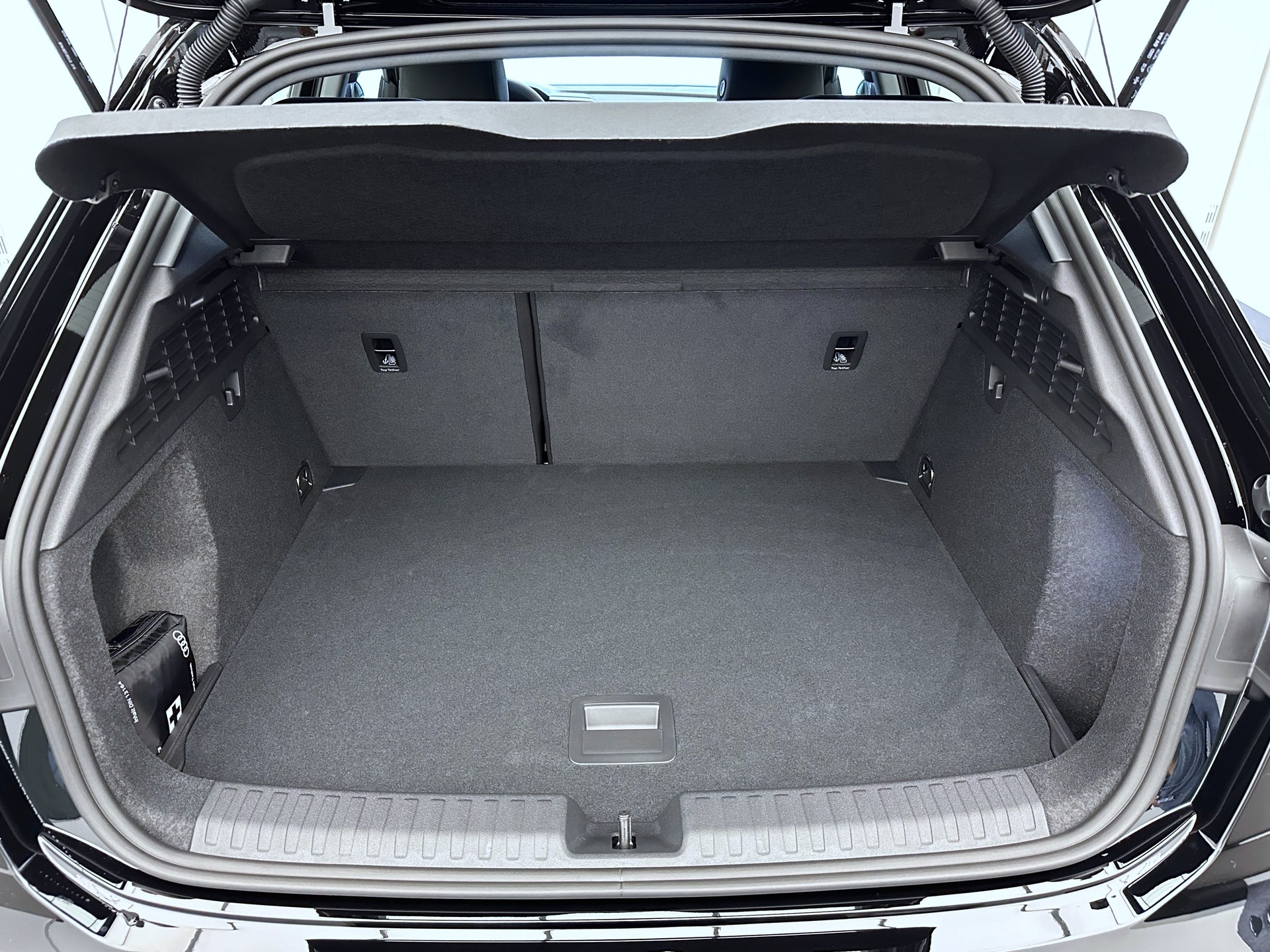 AUDI A3 Sportback TFSI 110 kW Attraction S tronic-image-19