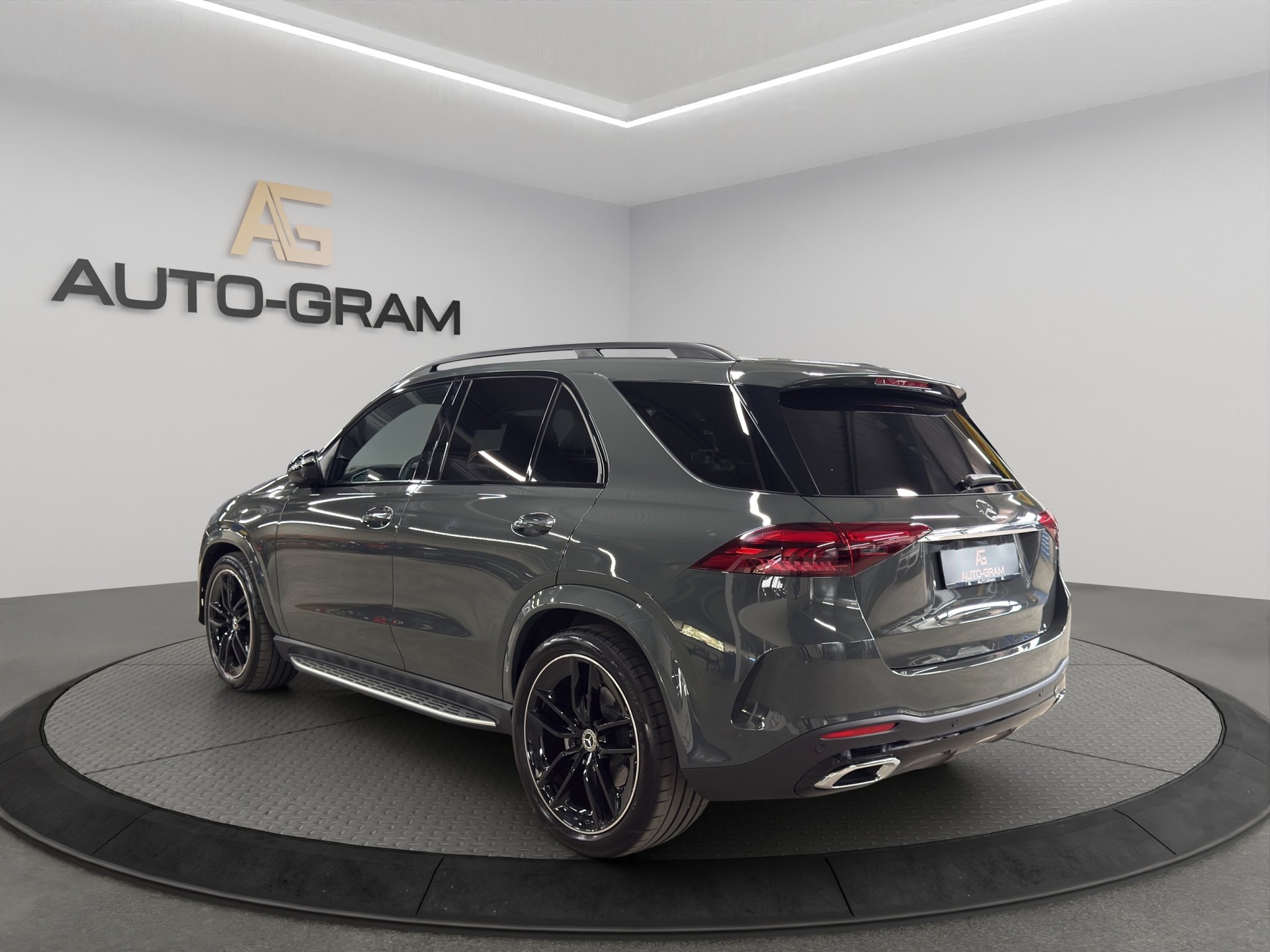 MERCEDES-BENZ GLE 450 4Matic 9G-Tronic-image-2