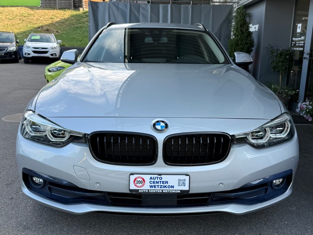 BMW 320d xDrive Touring Edition Sport Line Steptronic-image-0