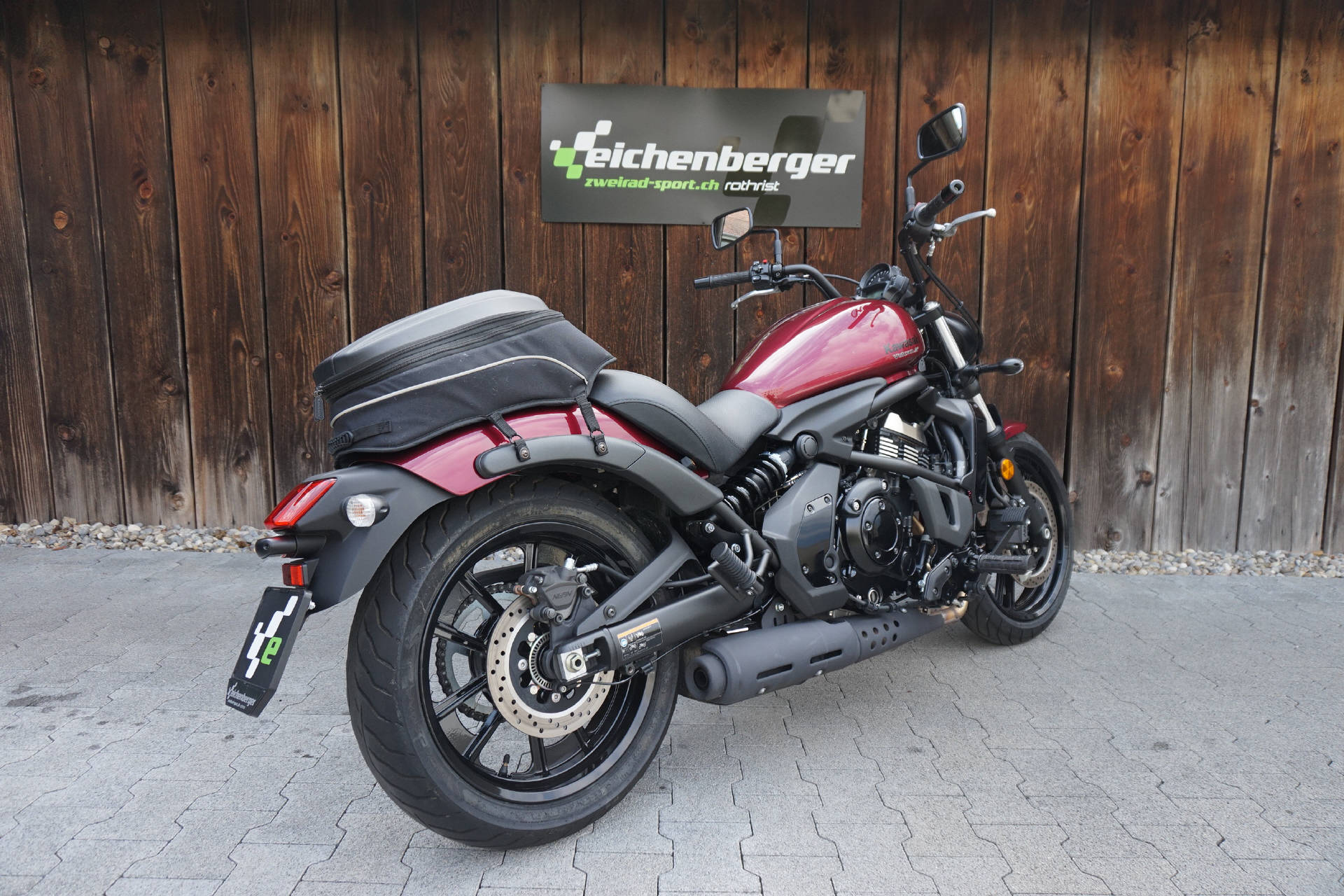 KAWASAKI Vulcan S ABS-showroom-element-3