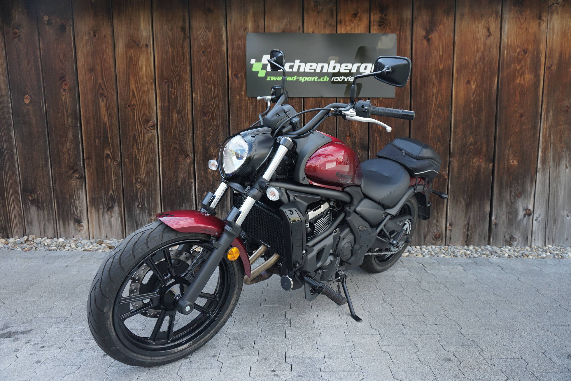 KAWASAKI Vulcan S ABS-showroom-element-1