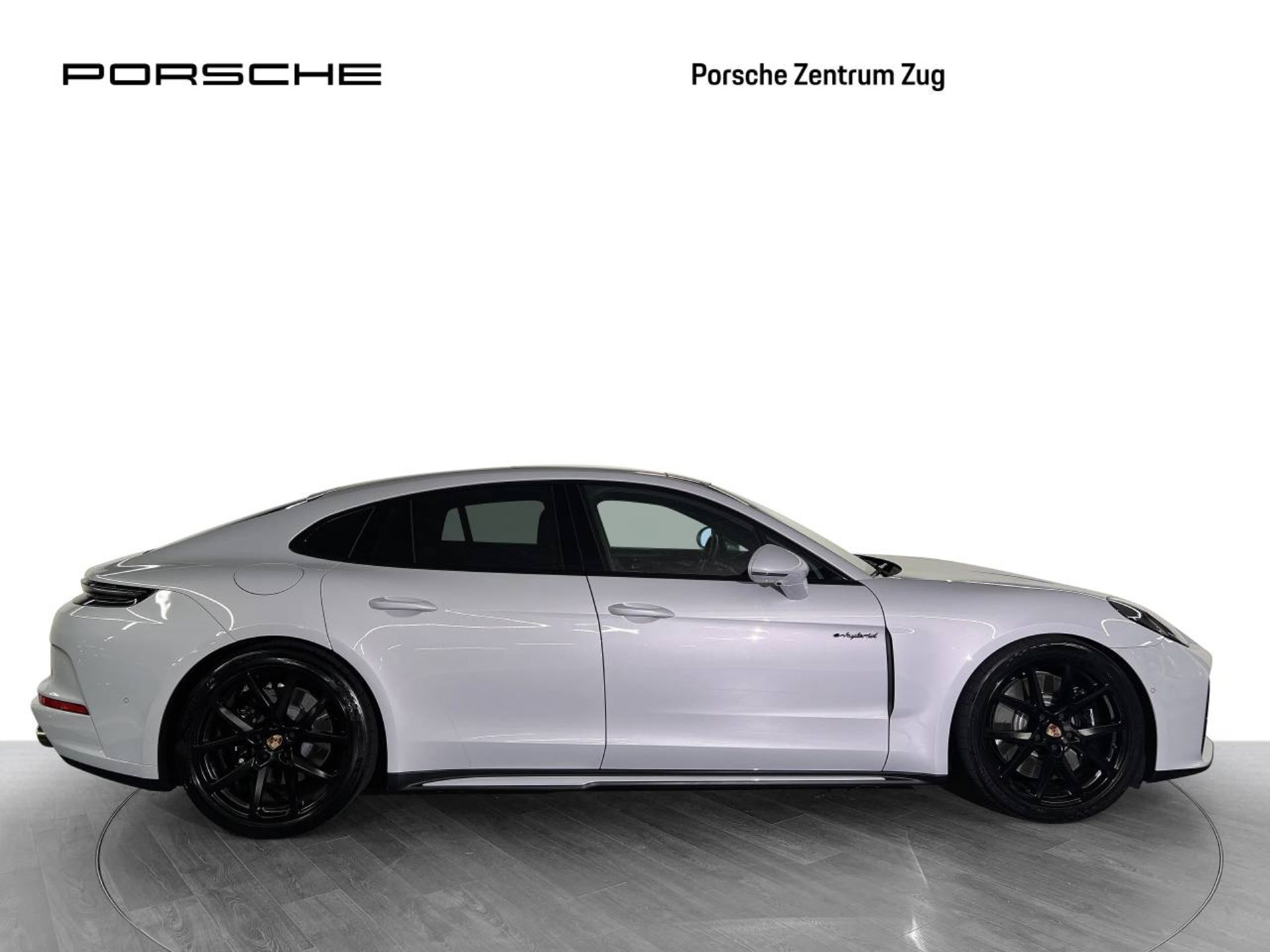 PORSCHE Panamera 4S E-Hybrid-image-9