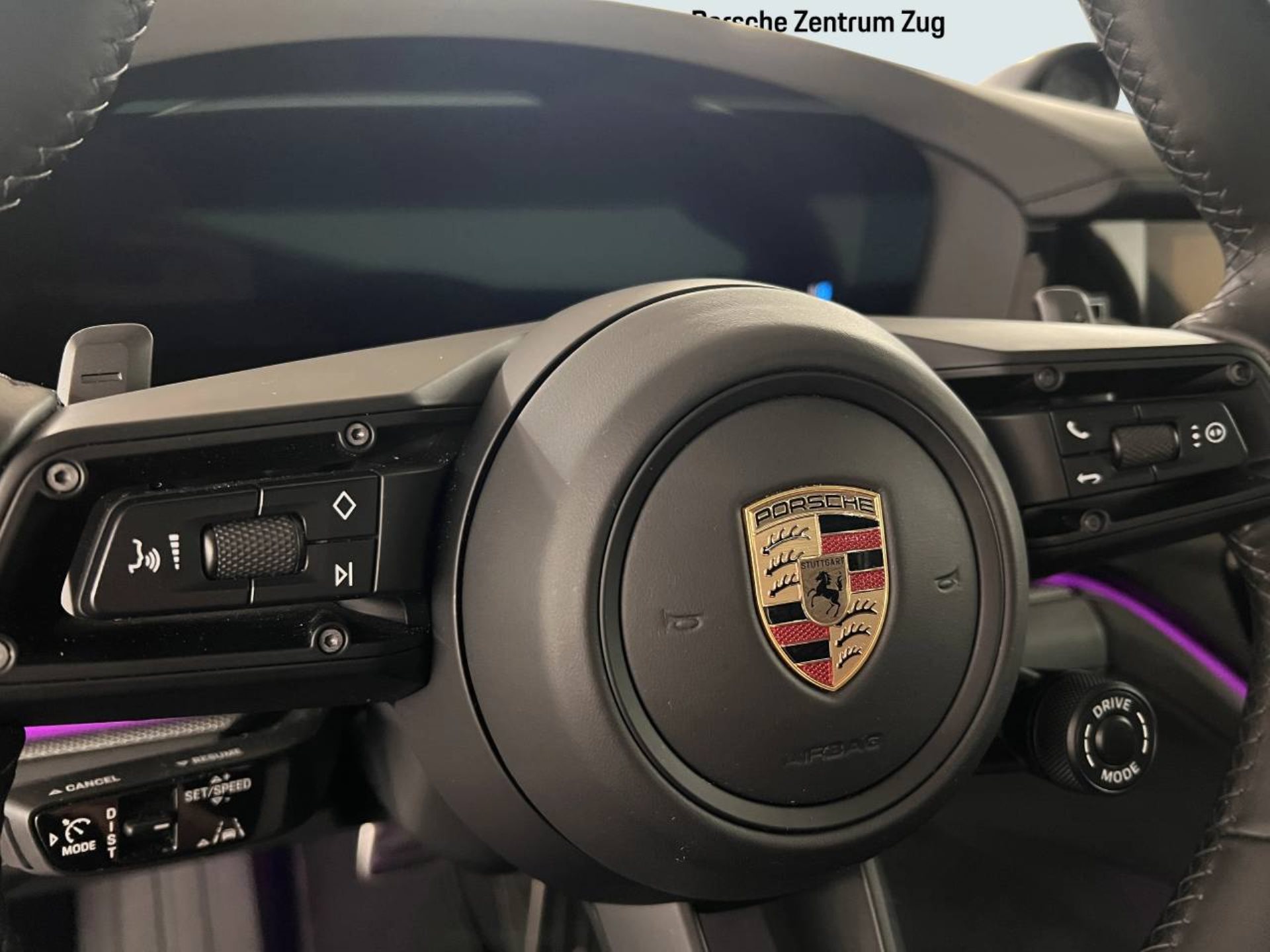 PORSCHE Panamera 4S E-Hybrid-image-15