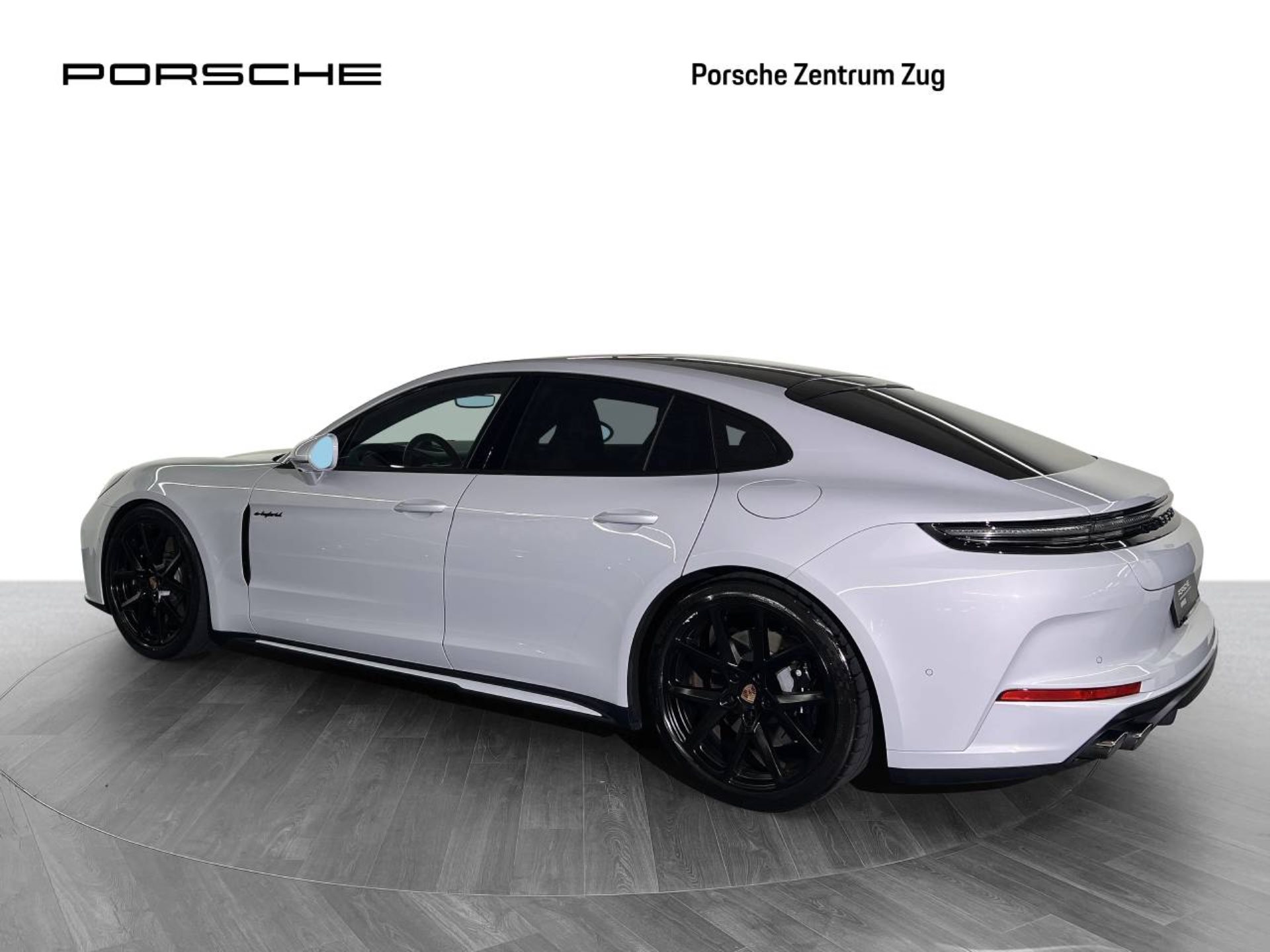PORSCHE Panamera 4S E-Hybrid-image-2