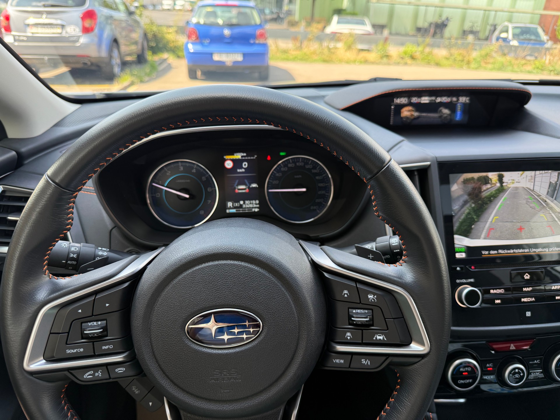 SUBARU XV 2.0 e-Boxer Luxury AWD Lineartronic *Frisch ab MFK *Ab Service *Lederausstattung *Spurwechselwarn.Ass. *Keyless Entry/Start-image-11