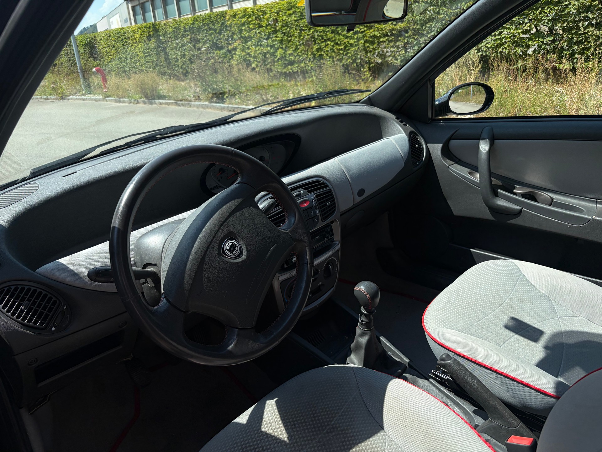 LANCIA Y 1.2 16V Elefantino rosso-image-4