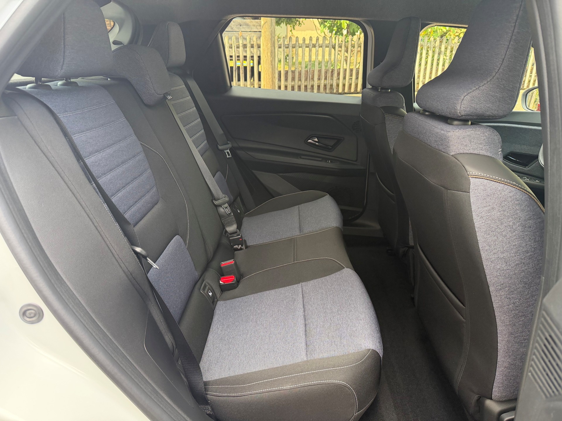 RENAULT R5 E-Tech Comfort Range 52 kWh Techno-image-11