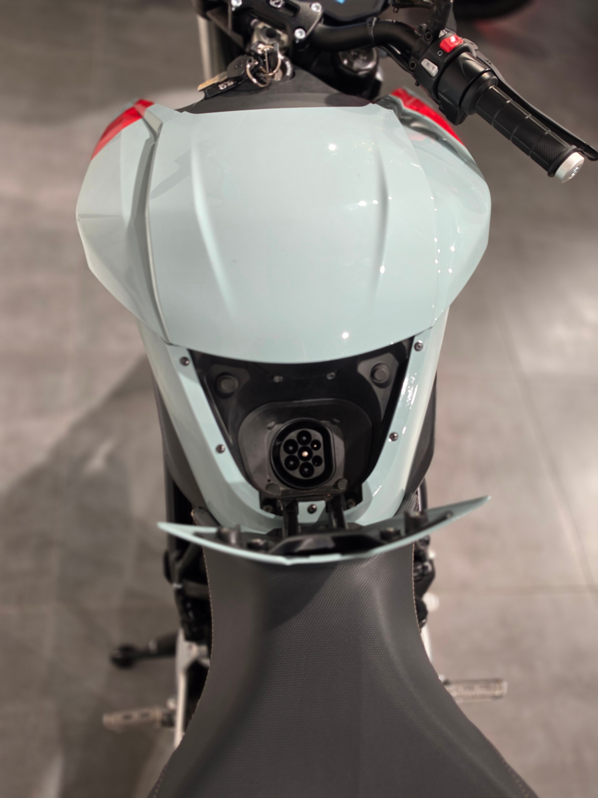 ZERO SR F Premium-image-5