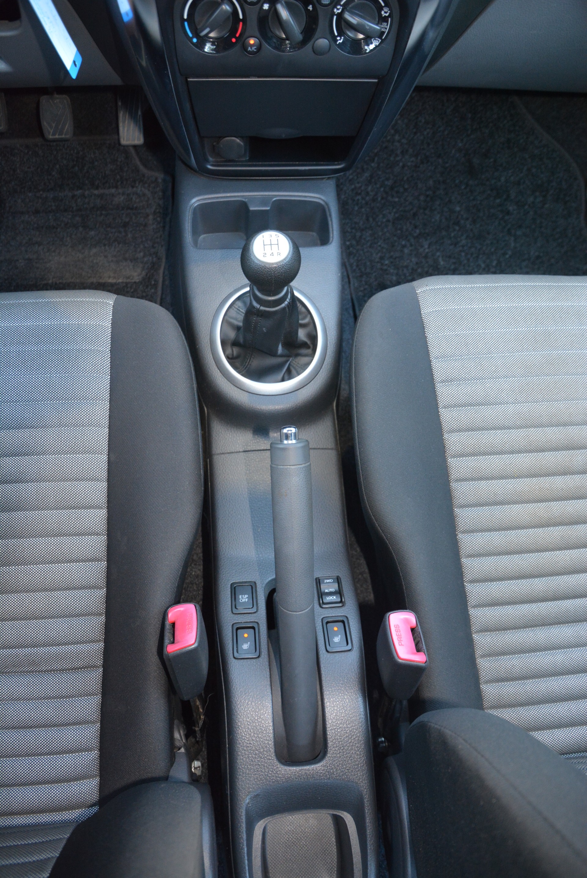 SUZUKI SX4 1.6 16V Compact Top 4WD-image-12