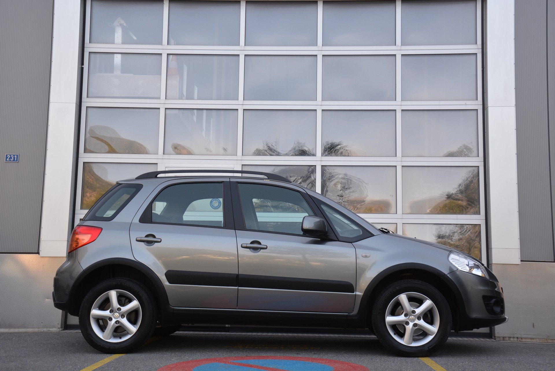SUZUKI SX4 1.6 16V Compact Top 4WD-image-4