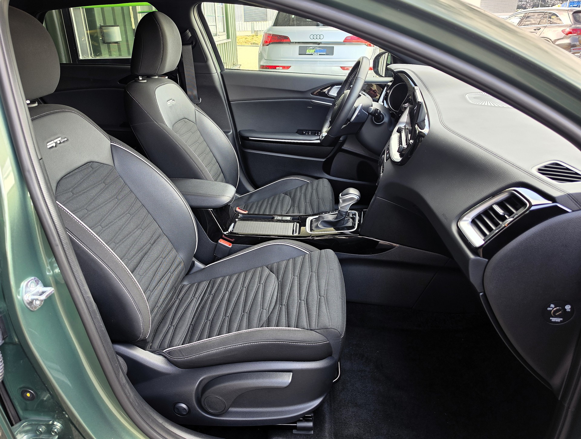 KIA ProCeed 1.5 T-GDi MHEV GT-Line DCT-image-4