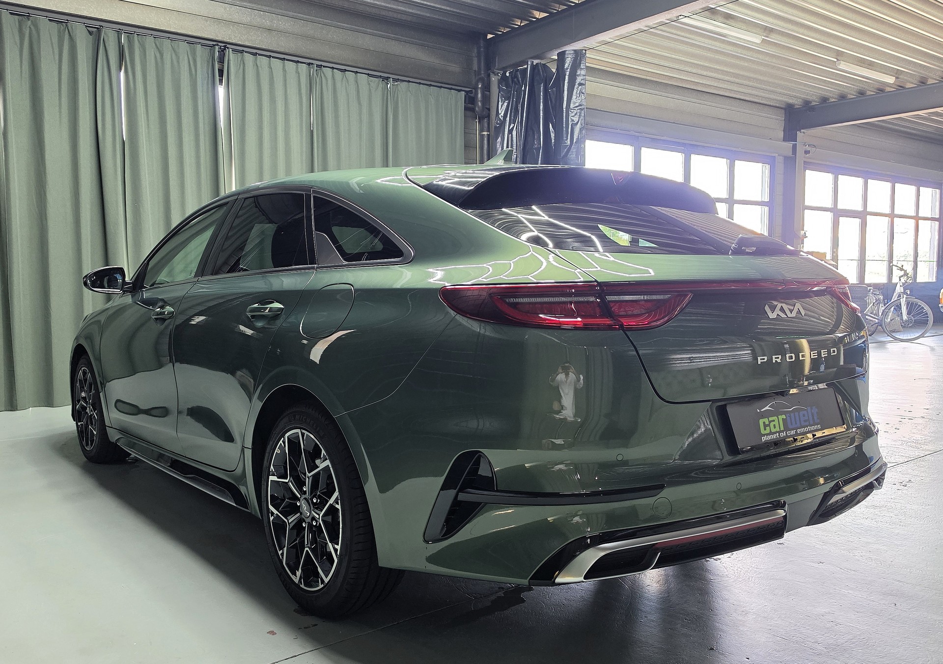 KIA ProCeed 1.5 T-GDi MHEV GT-Line DCT-image-7