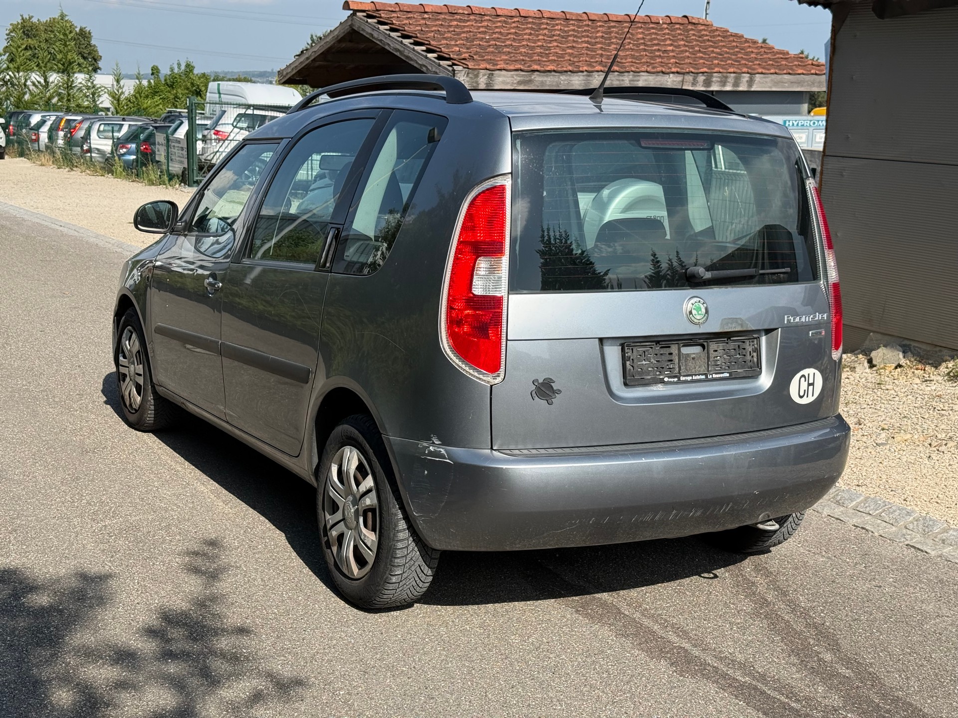 SKODA Roomster 1.2 TSI Style-image-4