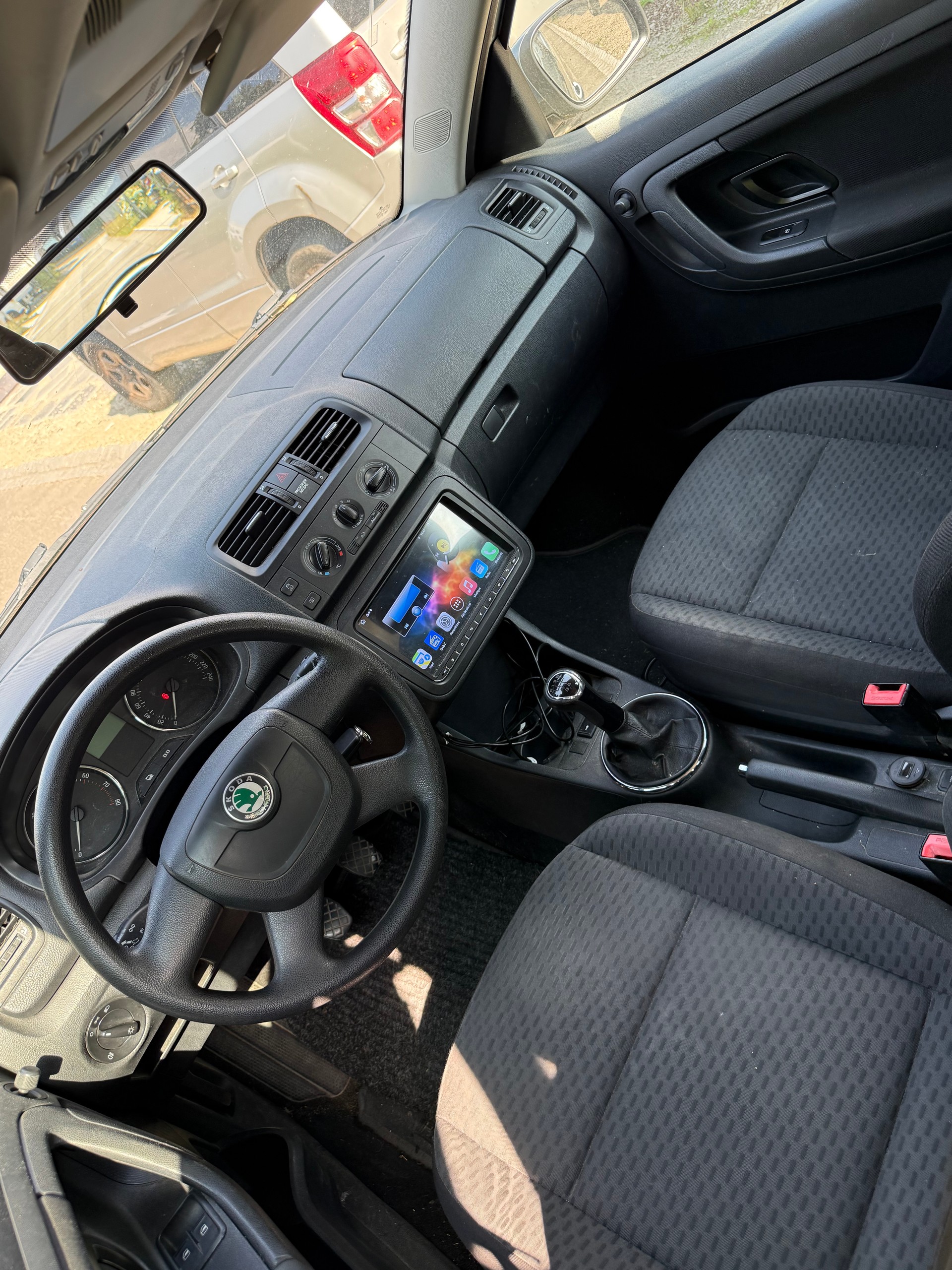 SKODA Roomster 1.2 TSI Style-image-6