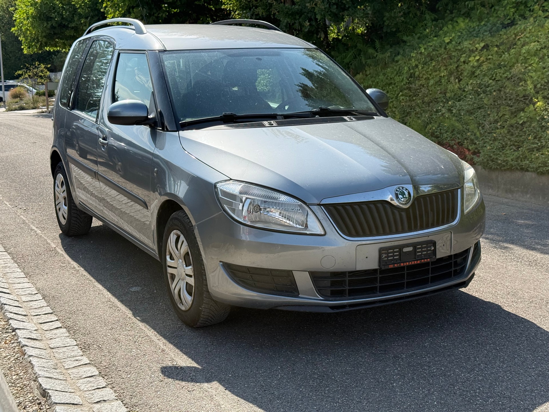SKODA Roomster 1.2 TSI Style-image-1