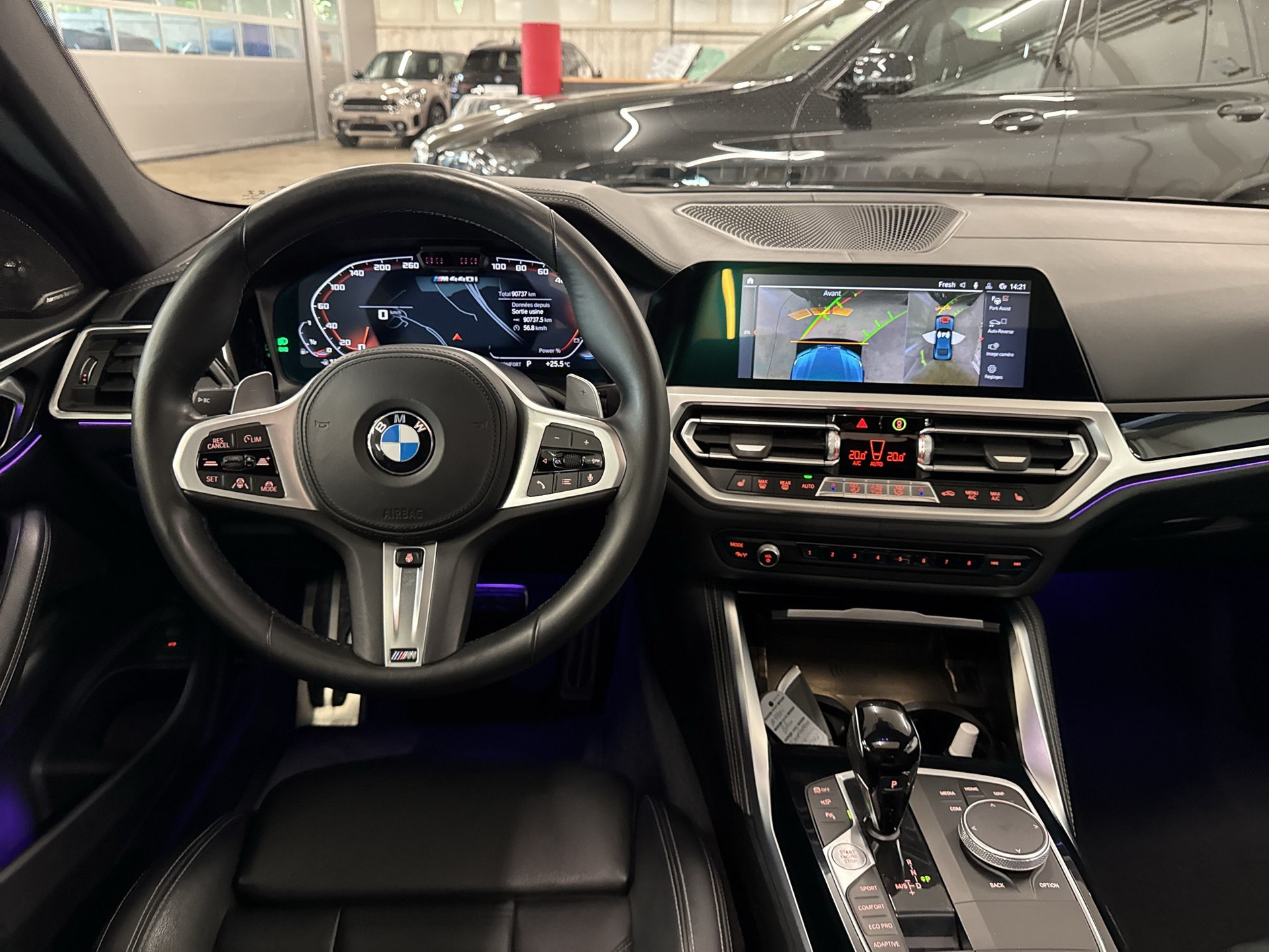BMW M440i xDrive 48V Coupé Steptronic-image-11