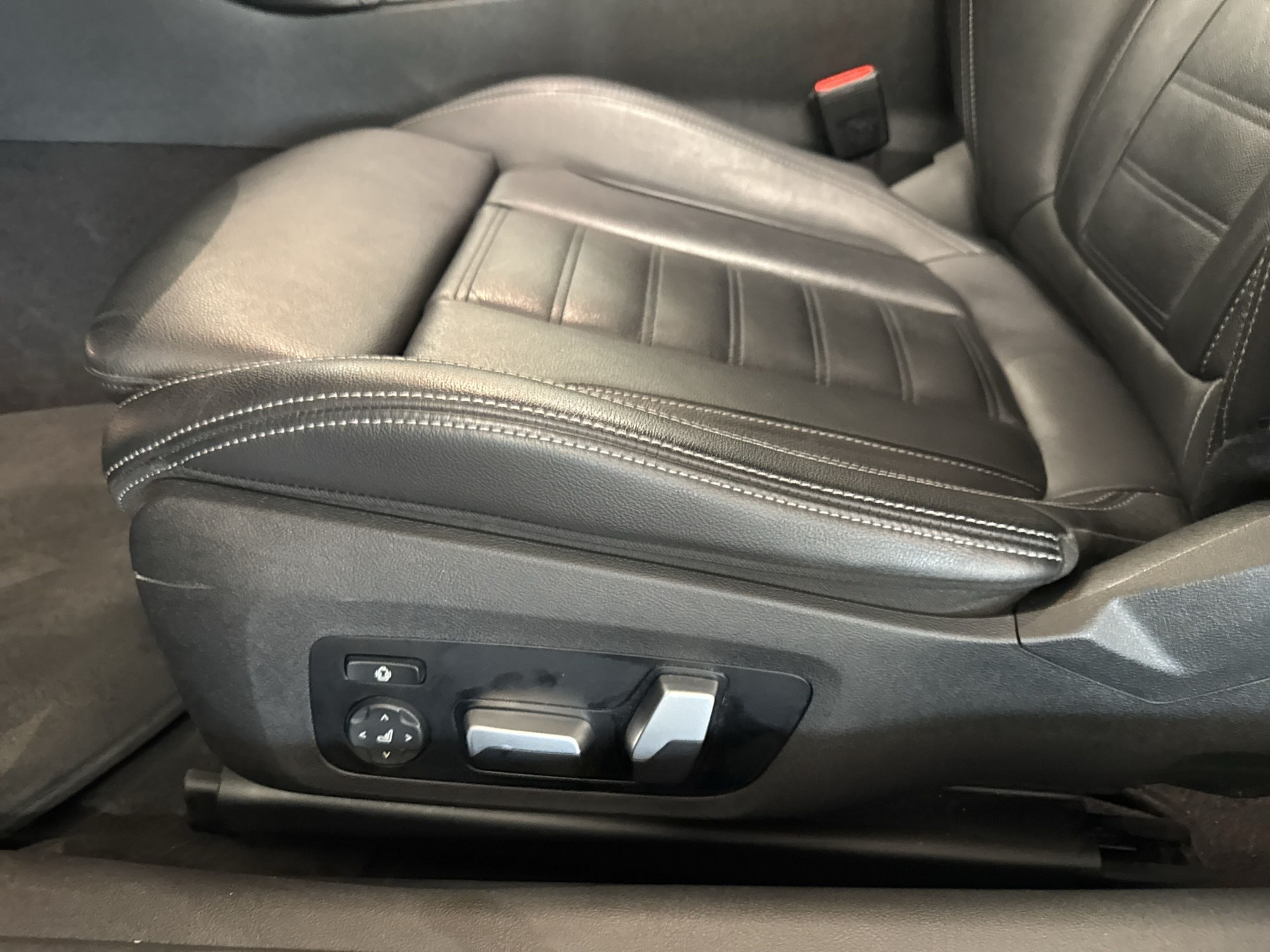 BMW M440i xDrive 48V Coupé Steptronic-image-17