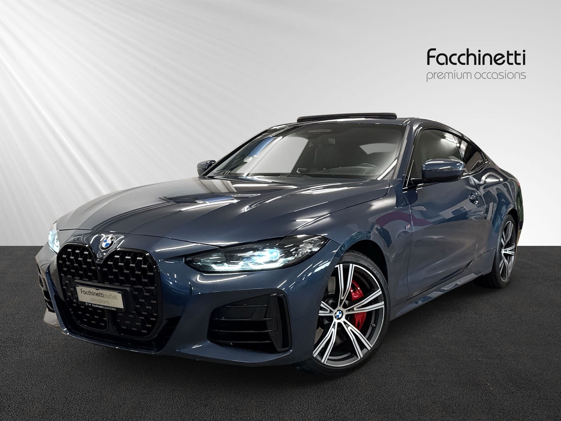 BMW M440i xDrive 48V Coupé Steptronic-image-0