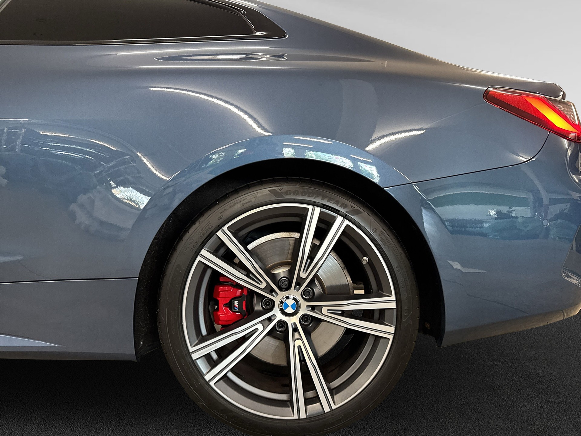 BMW M440i xDrive 48V Coupé Steptronic-image-8