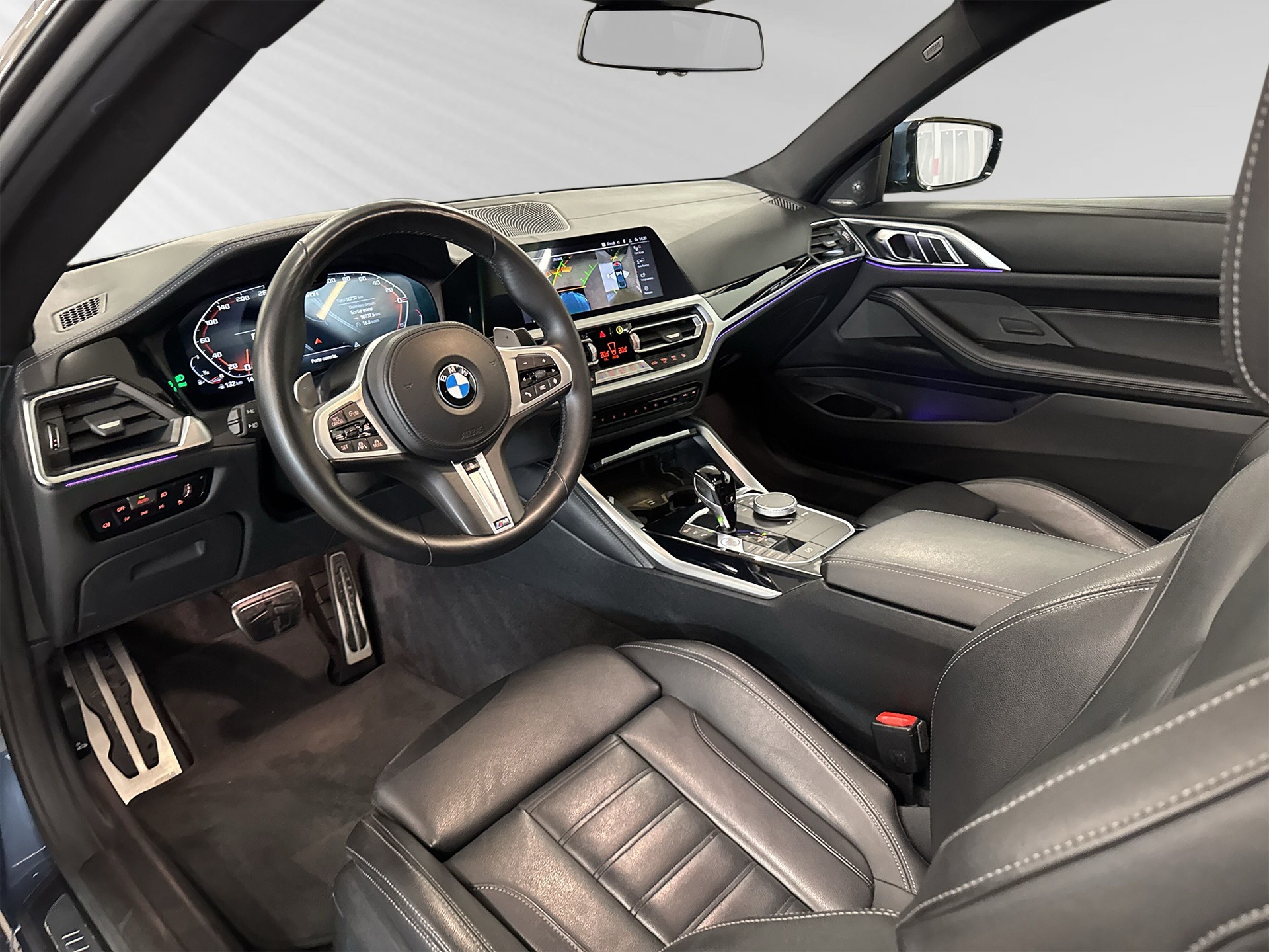 BMW M440i xDrive 48V Coupé Steptronic-image-3
