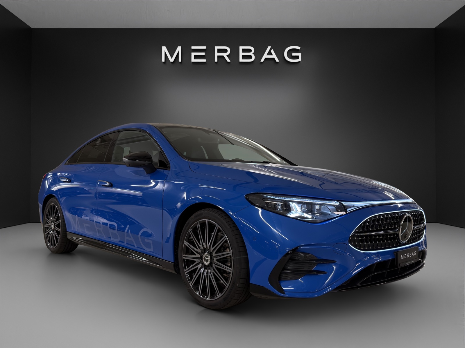 MERCEDES-BENZ CLA 220 8G-DCT 4Matic-image-0