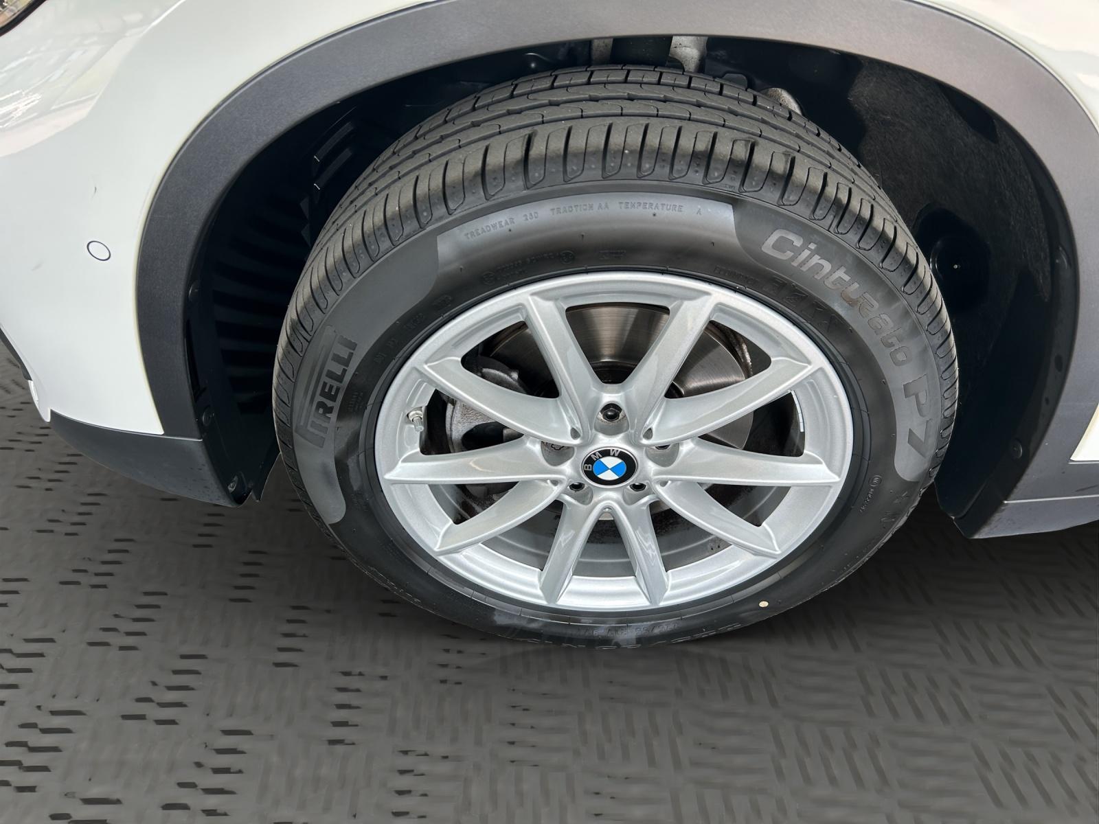 BMW X1 18d xDrive-image-29