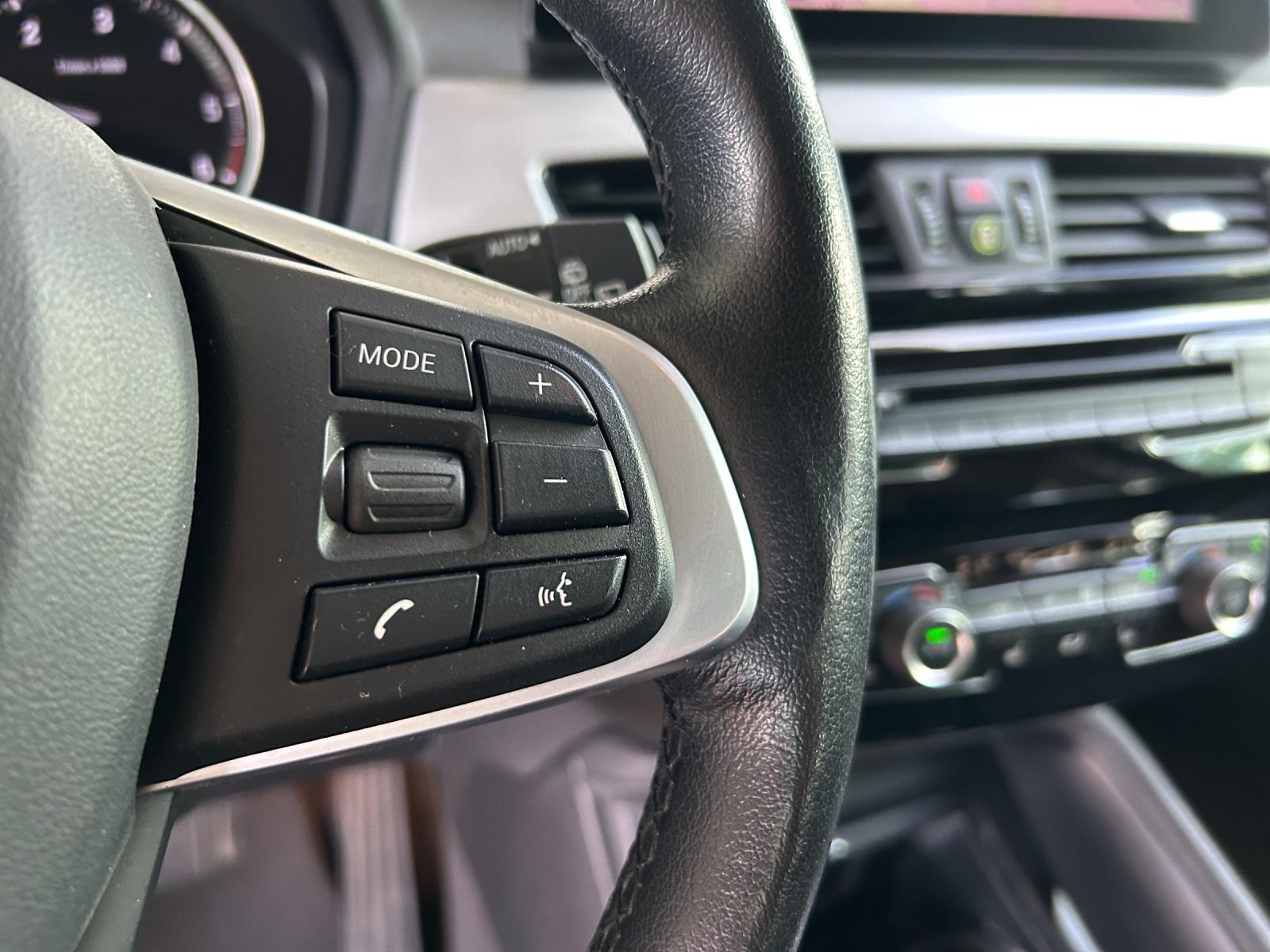 BMW X1 18d xDrive-image-14