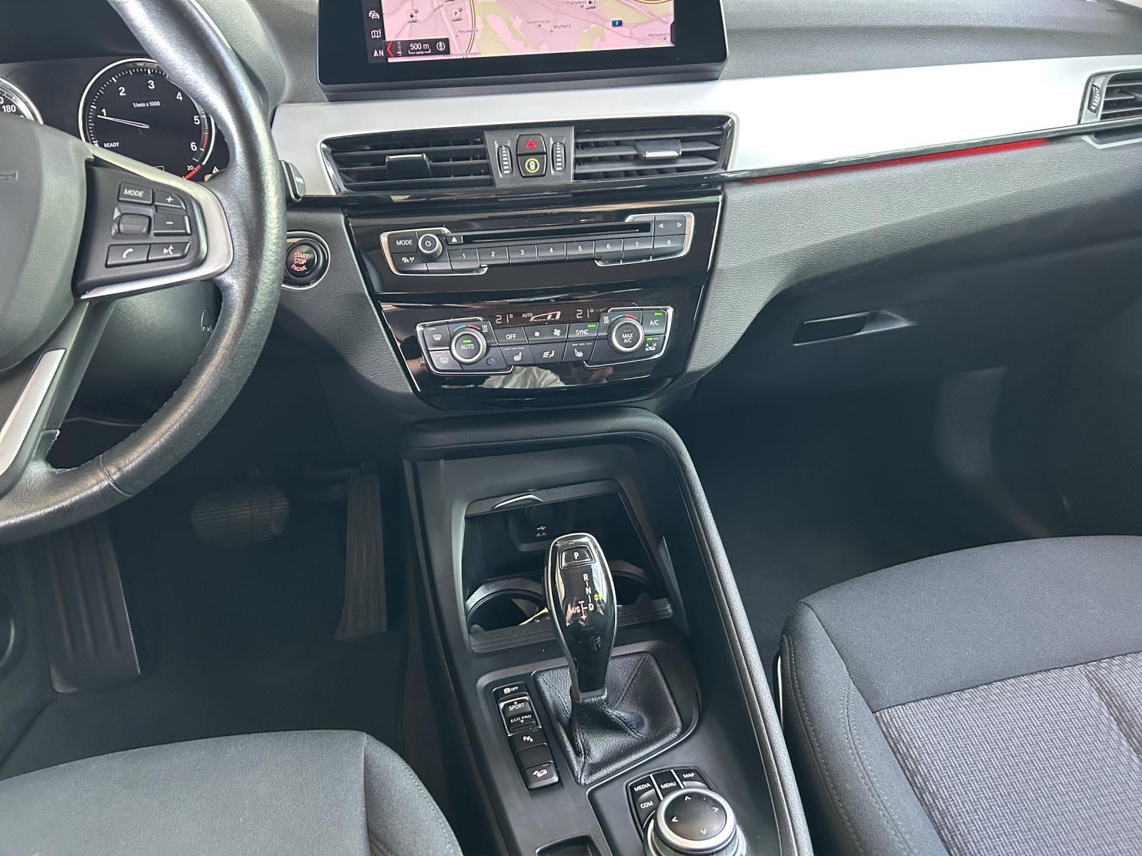 BMW X1 18d xDrive-image-13