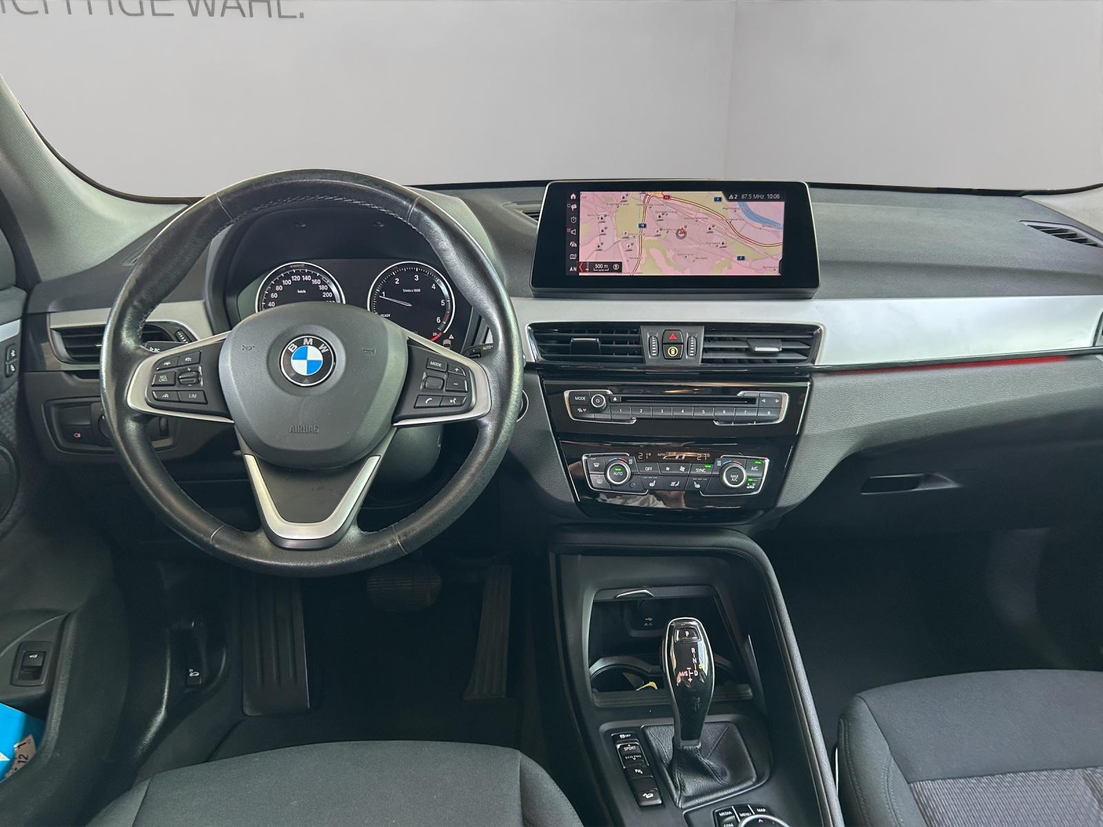 BMW X1 18d xDrive-image-10