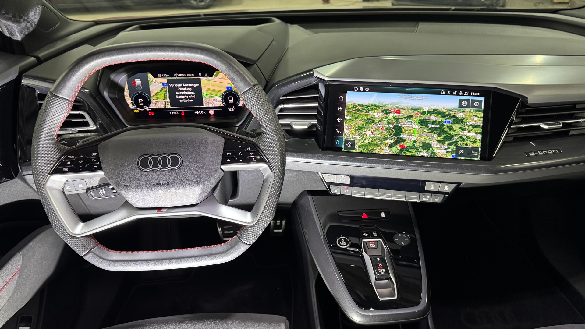 AUDI Q4 e-tron 45 S-Line Edition Swiss Ski quattro 82kWh / TOP-Ausstattung / CH-Fahrzeug-image-14