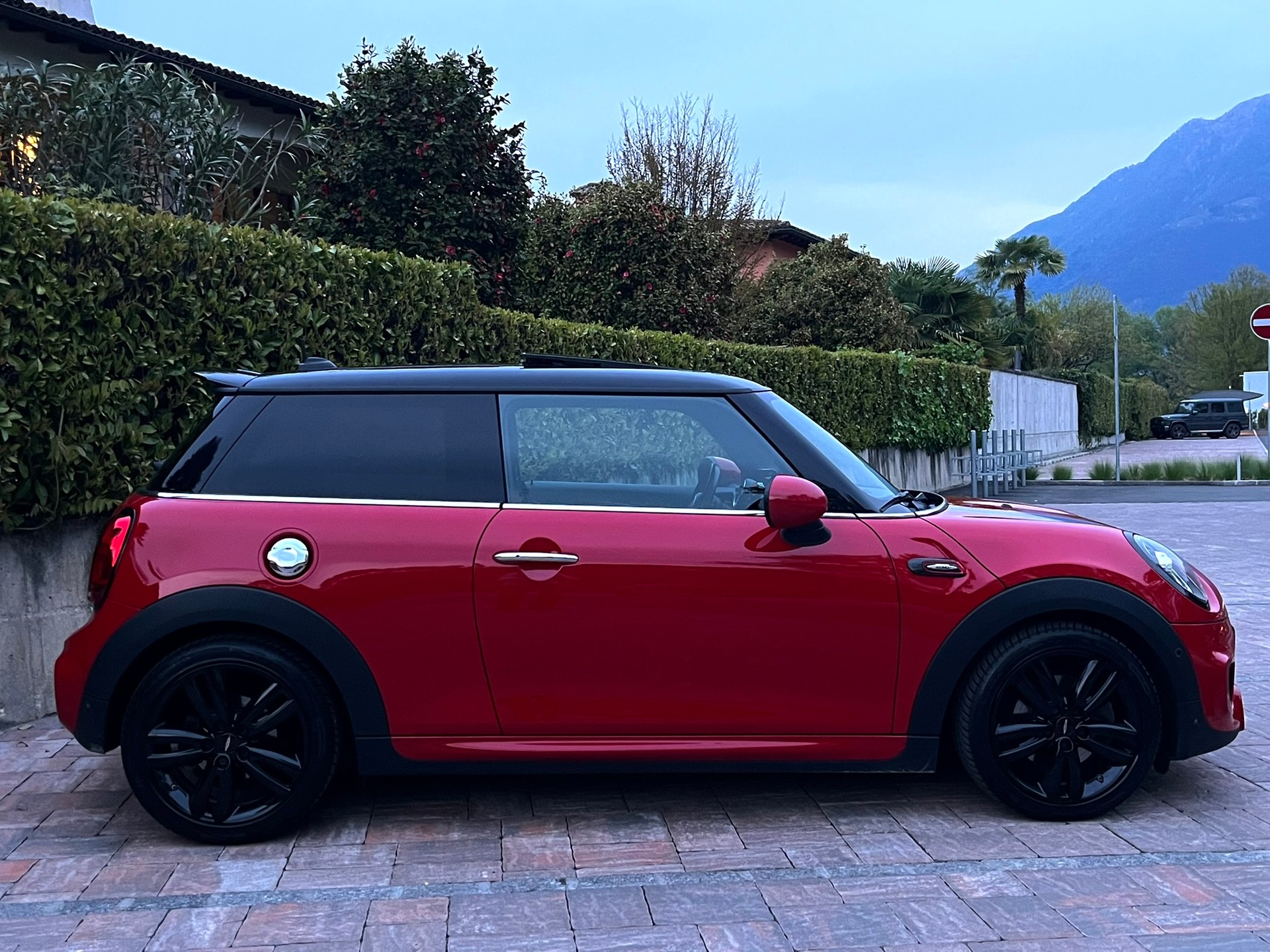 MINI 2.0i Cooper S SDKG-image-4