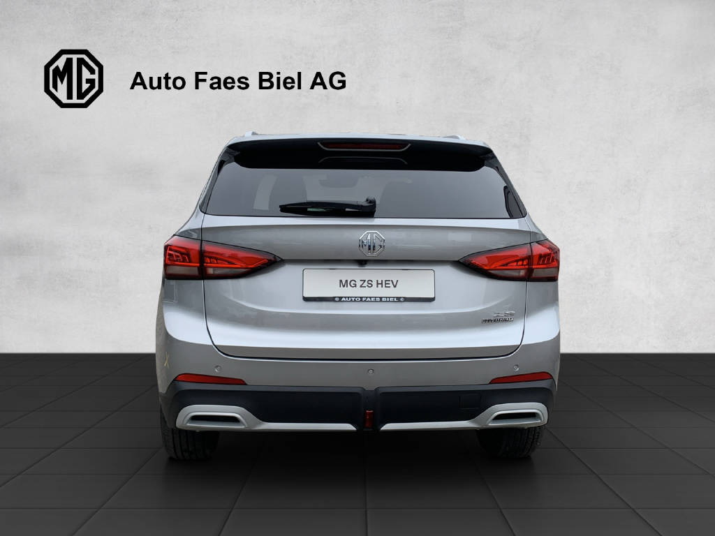 MG ZS 1.5 Hybrid+ Luxury-image-4