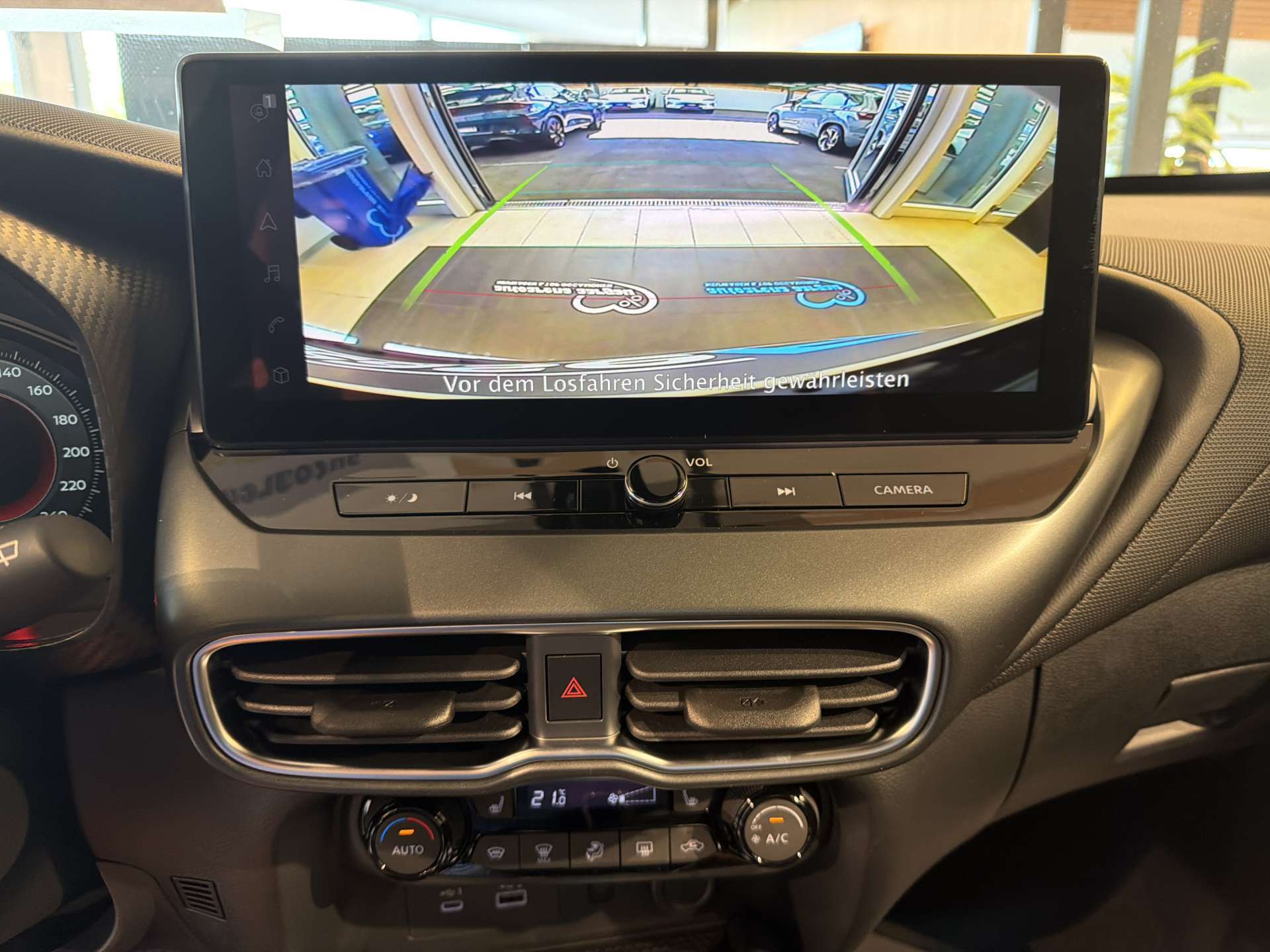 NISSAN Juke 1.0 DIG-T N-Connecta DCT-Automat-image-9