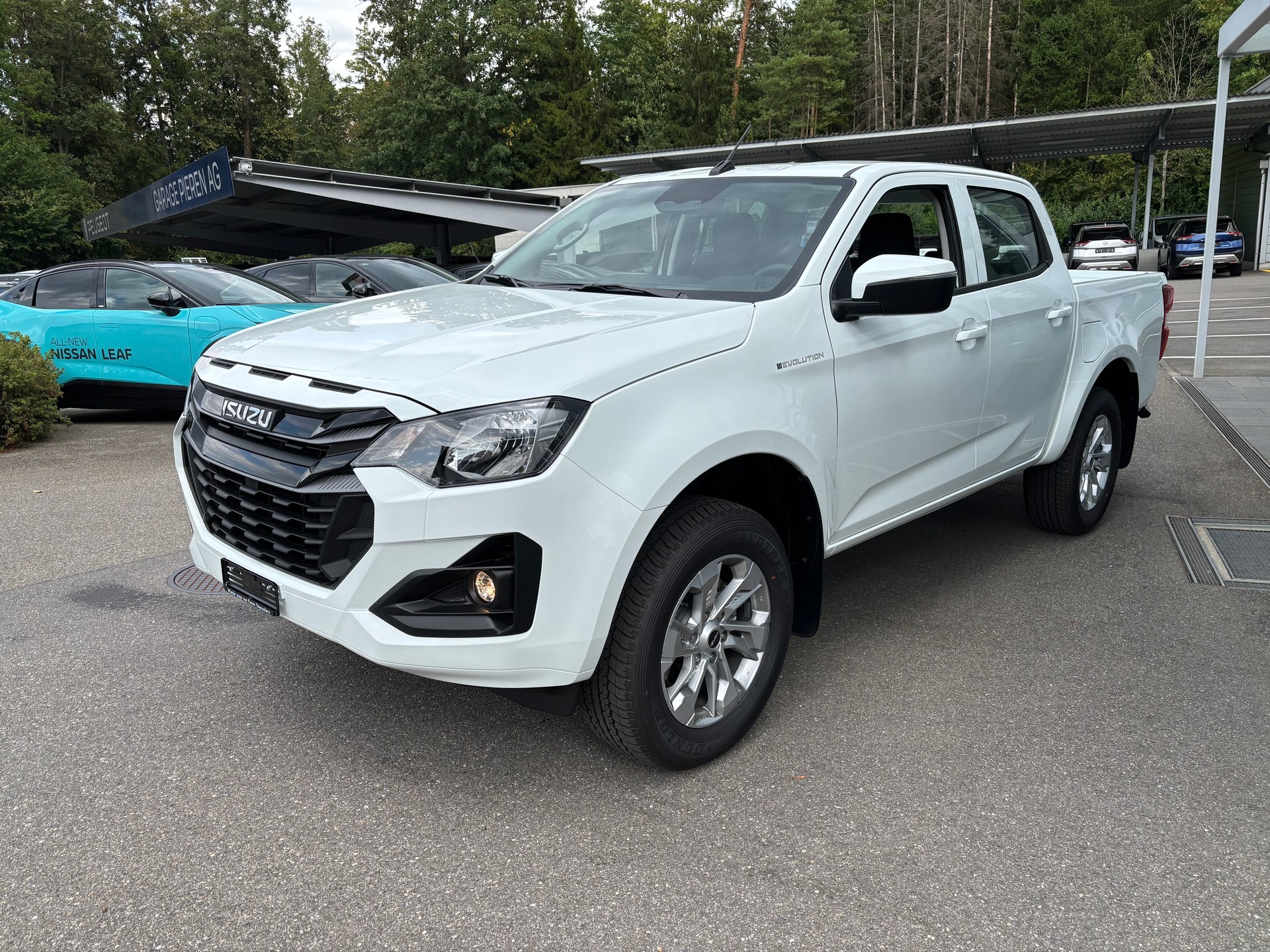 ISUZU D-MAX 2.2 Crew Cab Evolution 4x4 Automat-image-1