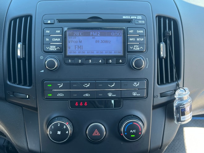 HYUNDAI i30 1.4 Comfort-image-9