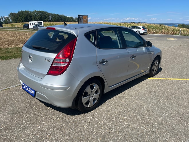 HYUNDAI i30 1.4 Comfort-image-5