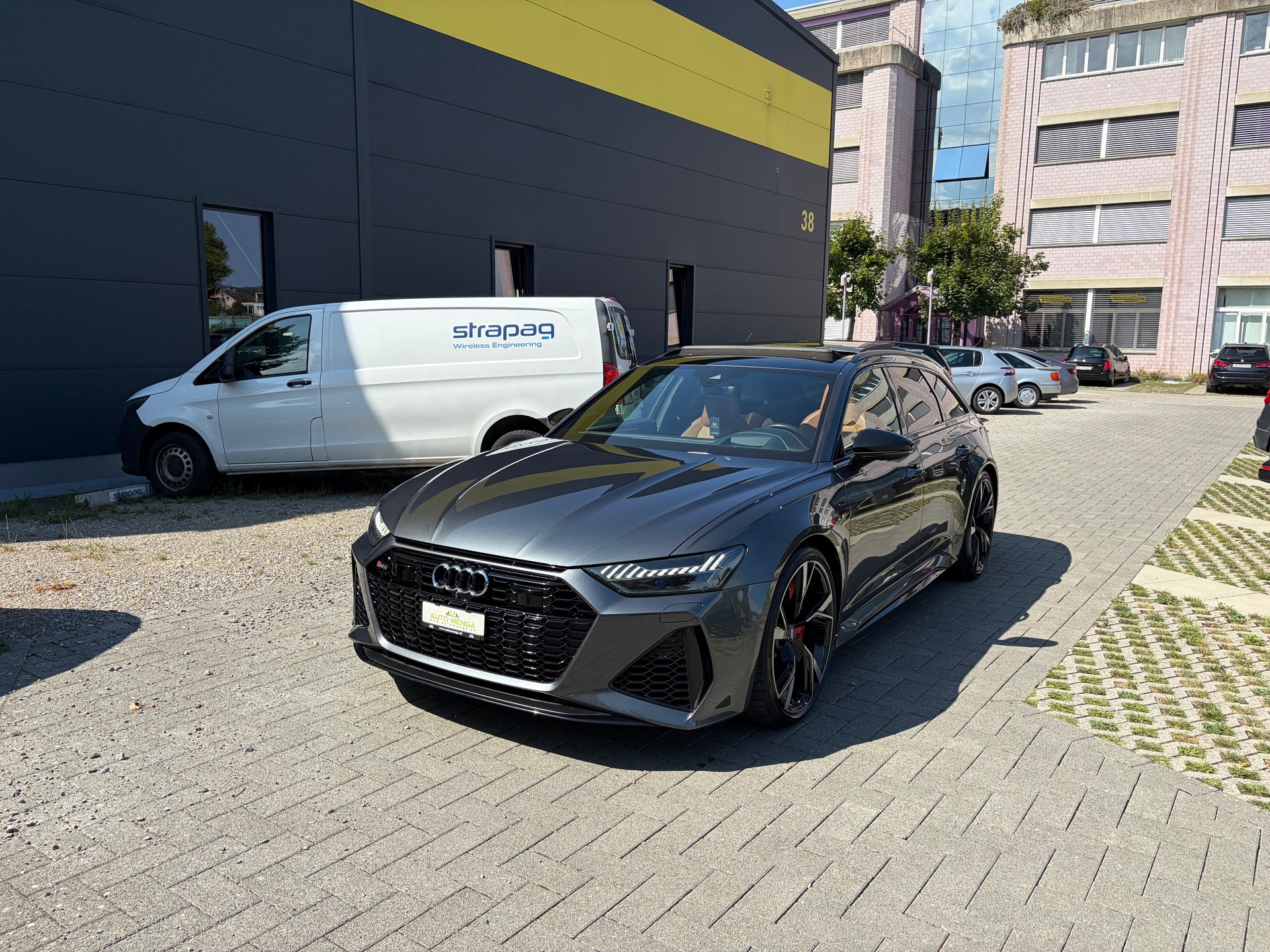 AUDI RS6 Avant 4.0 TFSI V8 quattro-image-0