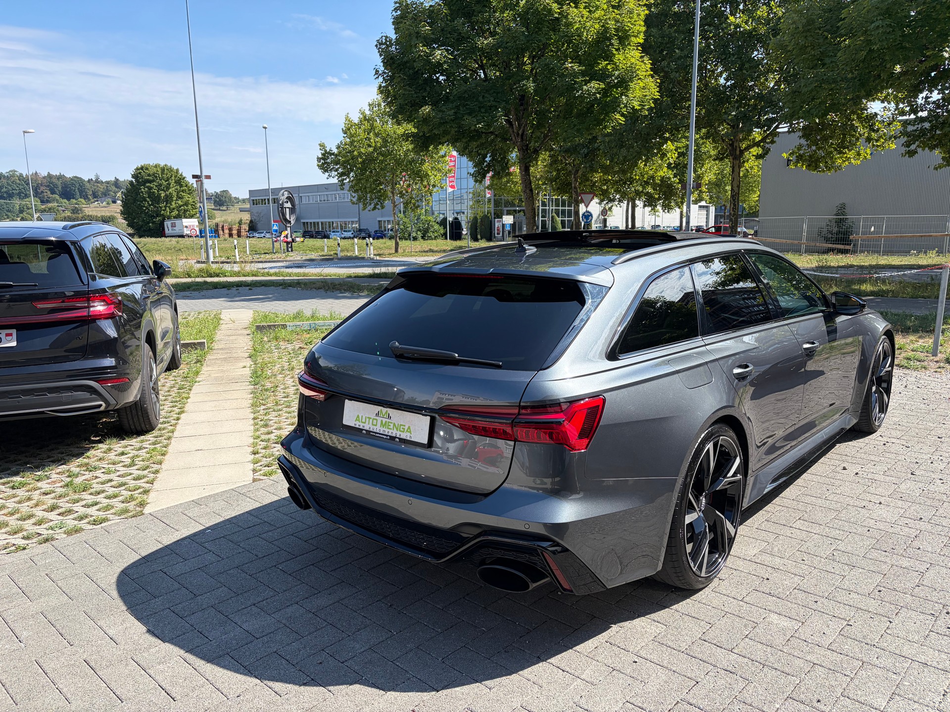 AUDI RS6 Avant 4.0 TFSI V8 quattro-image-4